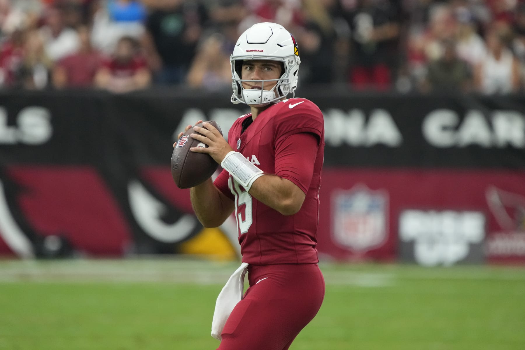 Arizona Cardinals quarterback Clayton Tune (15) throws the ball against the New York Giants during the first half of an NFL football game, Sunday, Sept. 17, 2023, in Glendale, Ariz. (AP Photo/Rick Scuteri)