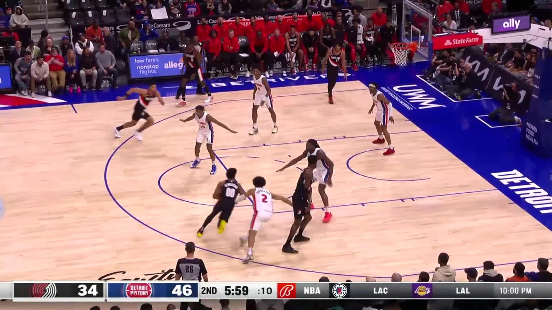 Blazers beat Pistons 110101