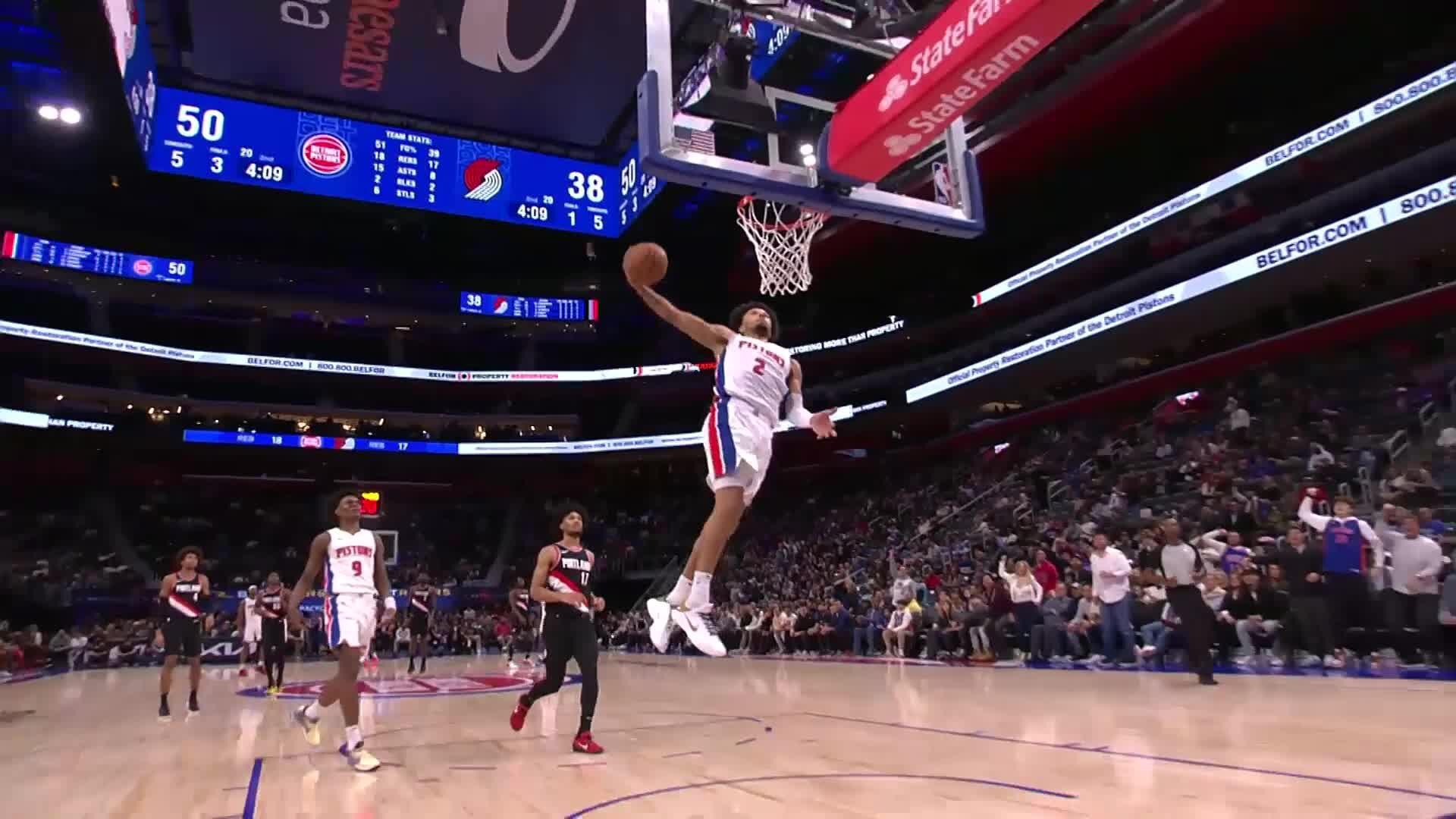 Blazers beat Pistons 110101