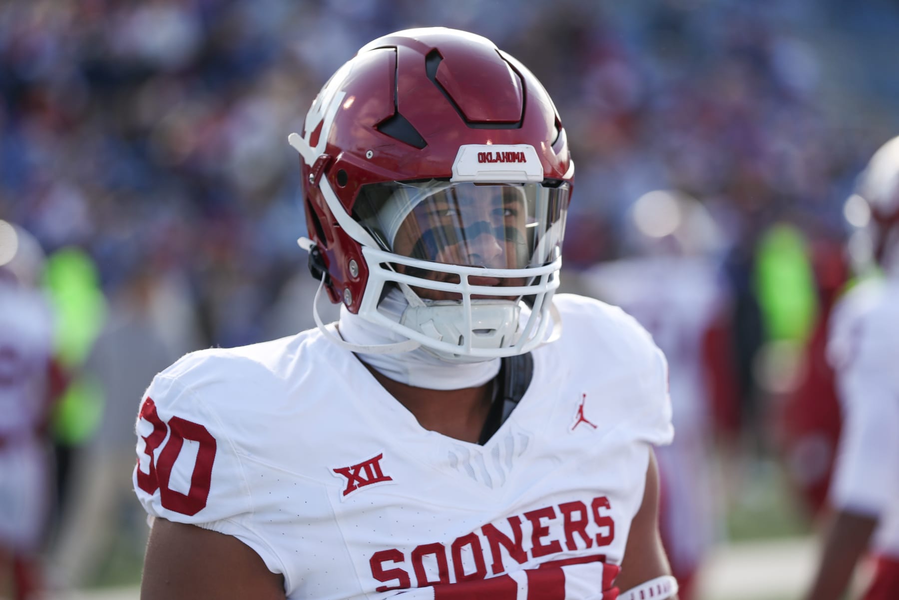 LAWRENCE, KS - OCTOBER 28: Oklahoma Sooners defensive lineman Trace Ford (30) before a Big 12 football game between the Oklahoma Sooners and Kansas Jayhawks on Oct 28, 2023 at Memorial Stadium in Lawrence, KS.  (Photo by Scott Winters/Icon Sportswire via Getty Images)