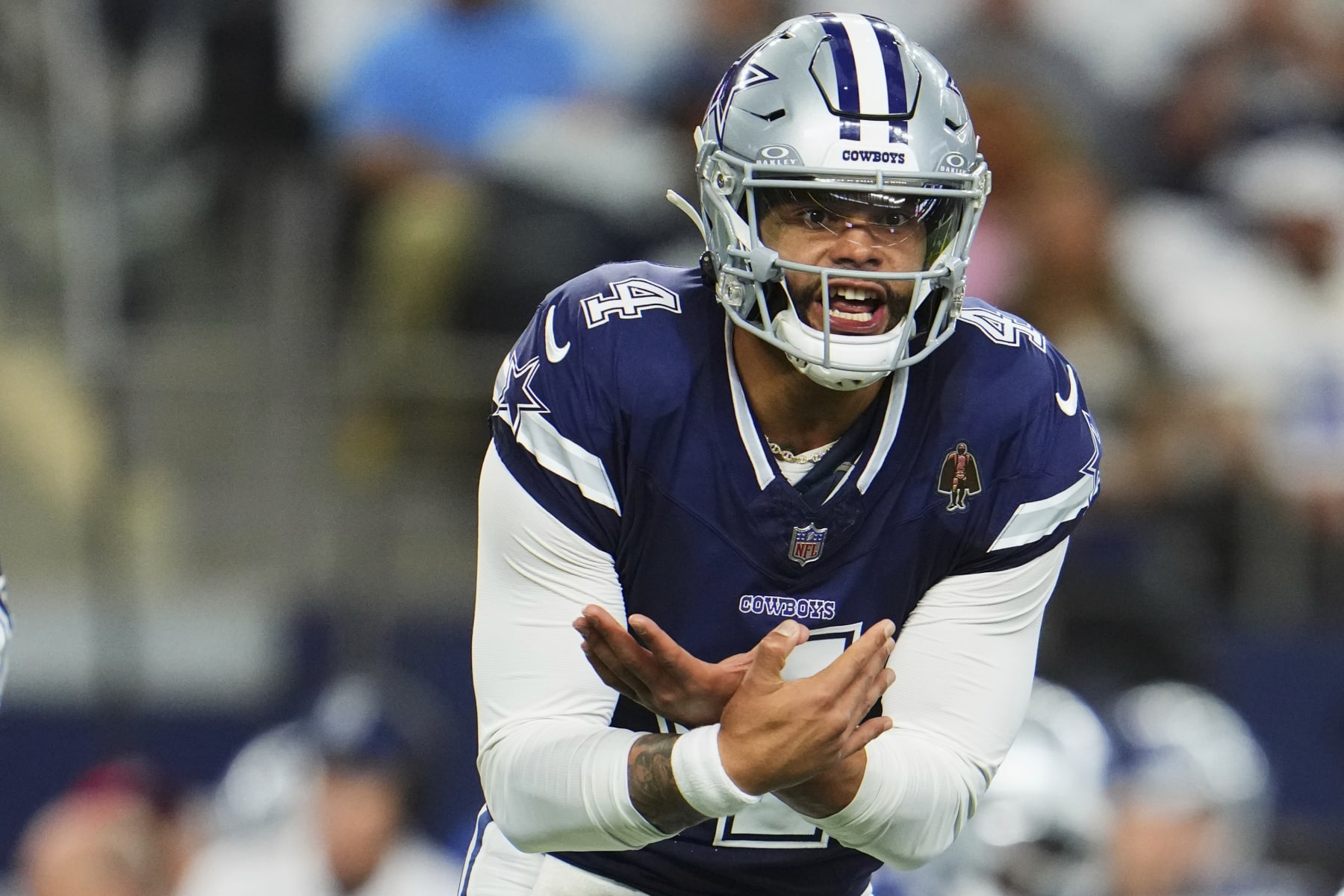 ARLINGTON, TX - OCTOBER 29: Dak Prescott #4 of the Dallas Cowboys calls a play at the line of scrimmage against the Los Angeles Rams at AT&T Stadium on October 29, 2023 during the first half in Arlington, Texas. (Photo by Cooper Neill/Getty Images)