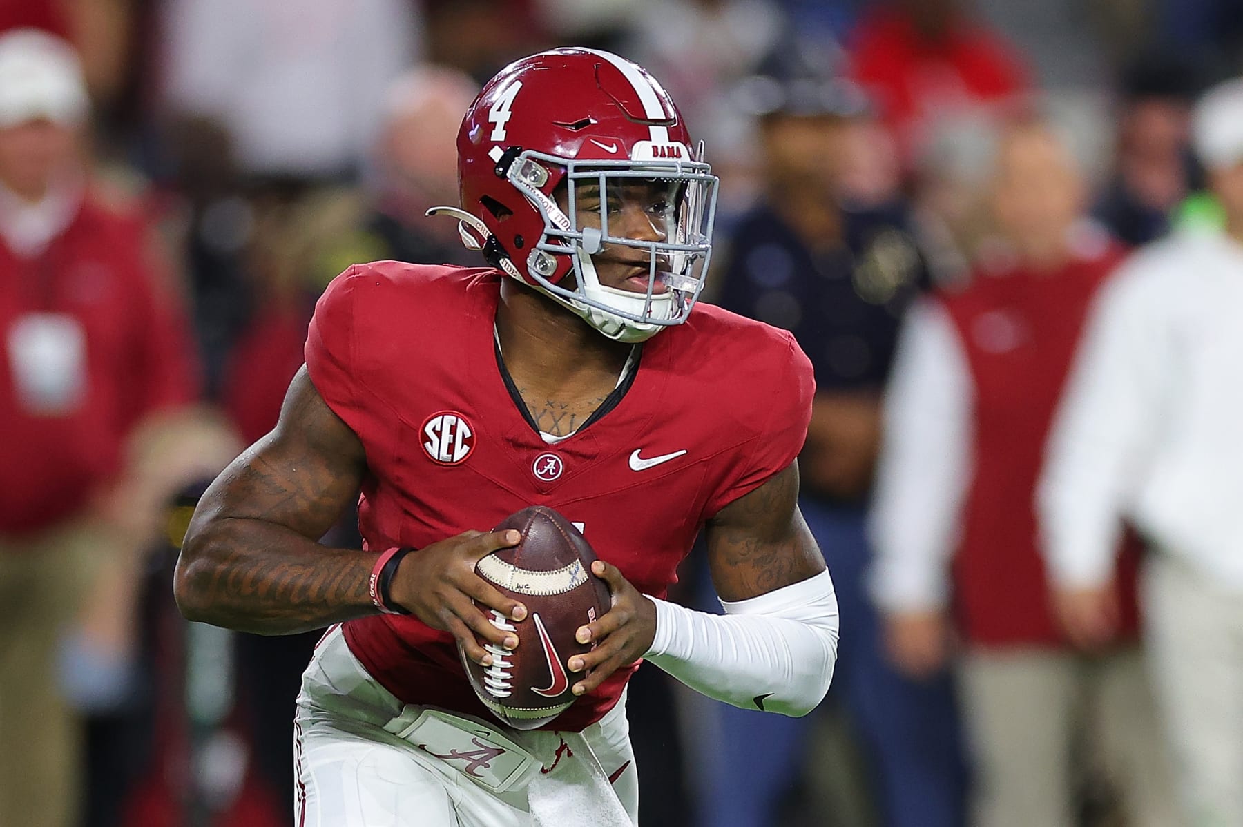 Jalen Milroe s Dominance Stuns Fans as Alabama Beats LSU After