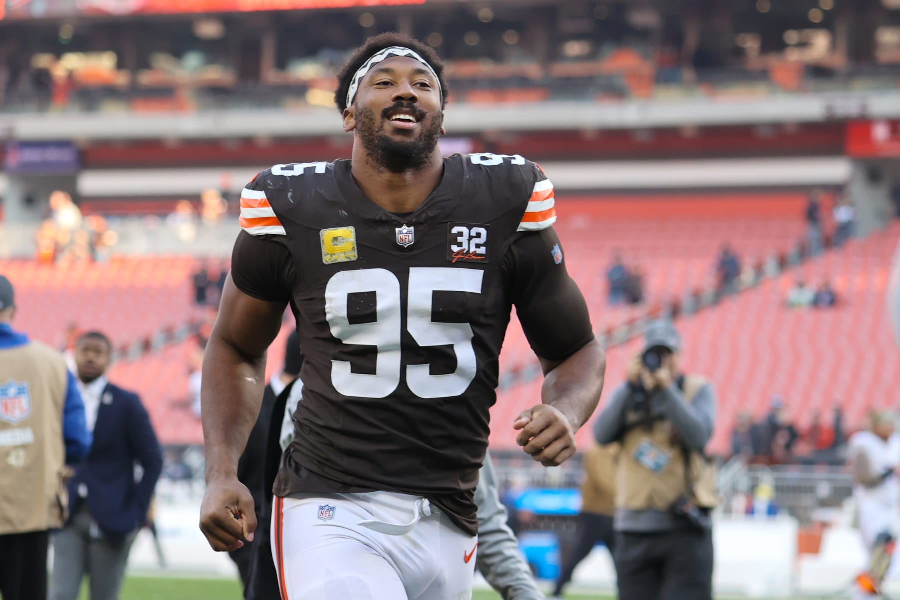 Browns edge Myles Garrett