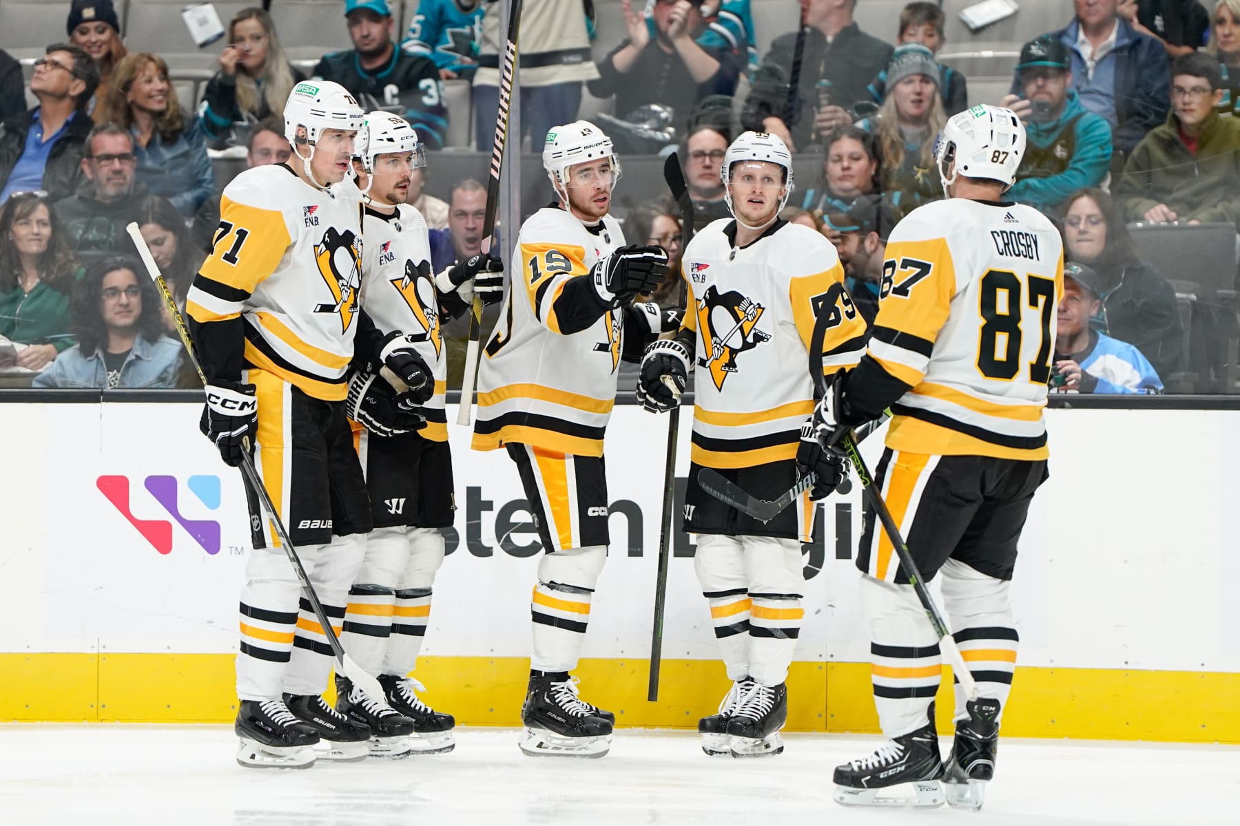SAN JOSE, CALIFORNIA - NOVEMBER 4: Reilly Smith #19 of the Pittsburgh Penguins celebrating with teammates after scoring a goal against the San Jose Sharks at SAP Center on November 4, 2023 in San Jose, California. (Photo by Andreea Cardani/NHLI via Getty Images)