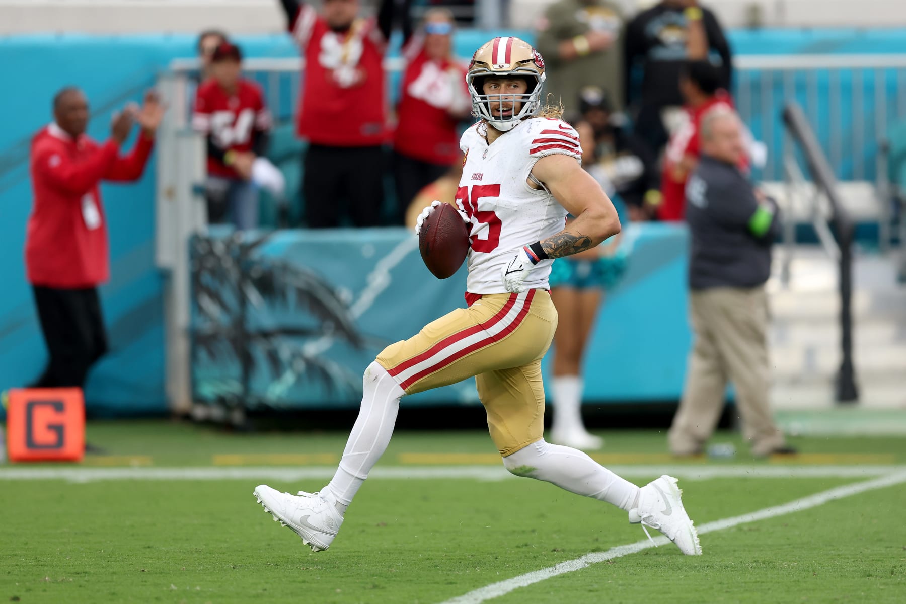 49ers TE George Kittle 49ers TE George Kittle