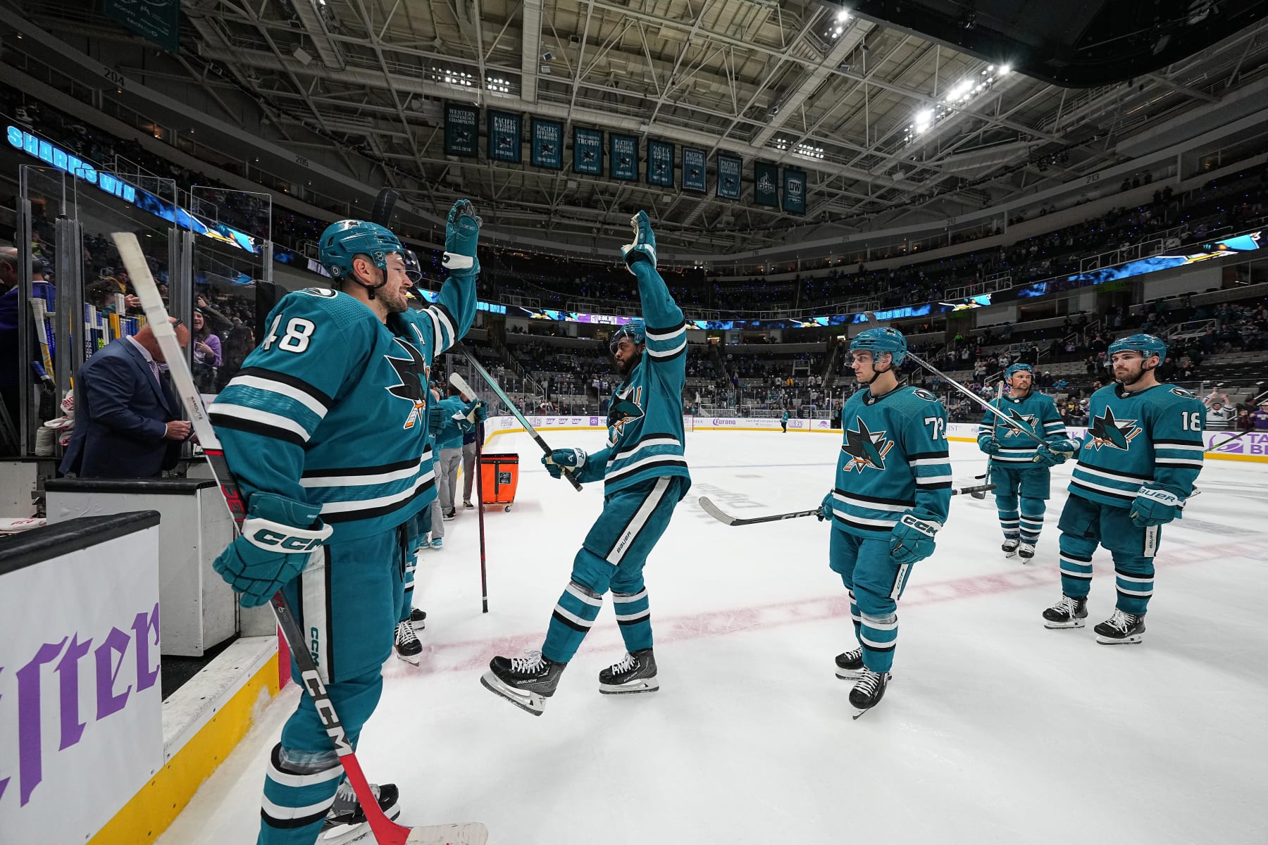 SAN JOSE, CA - NOVEMBER 16: Anthony Duclair #10 and Tomas Hertl #48 of the San Jose Sharks celebrate the win against the St. Louis Blues at SAP Center on November 16, 2023 in San Jose, California. (Photo by Kavin Mistry/NHLI via Getty Images)