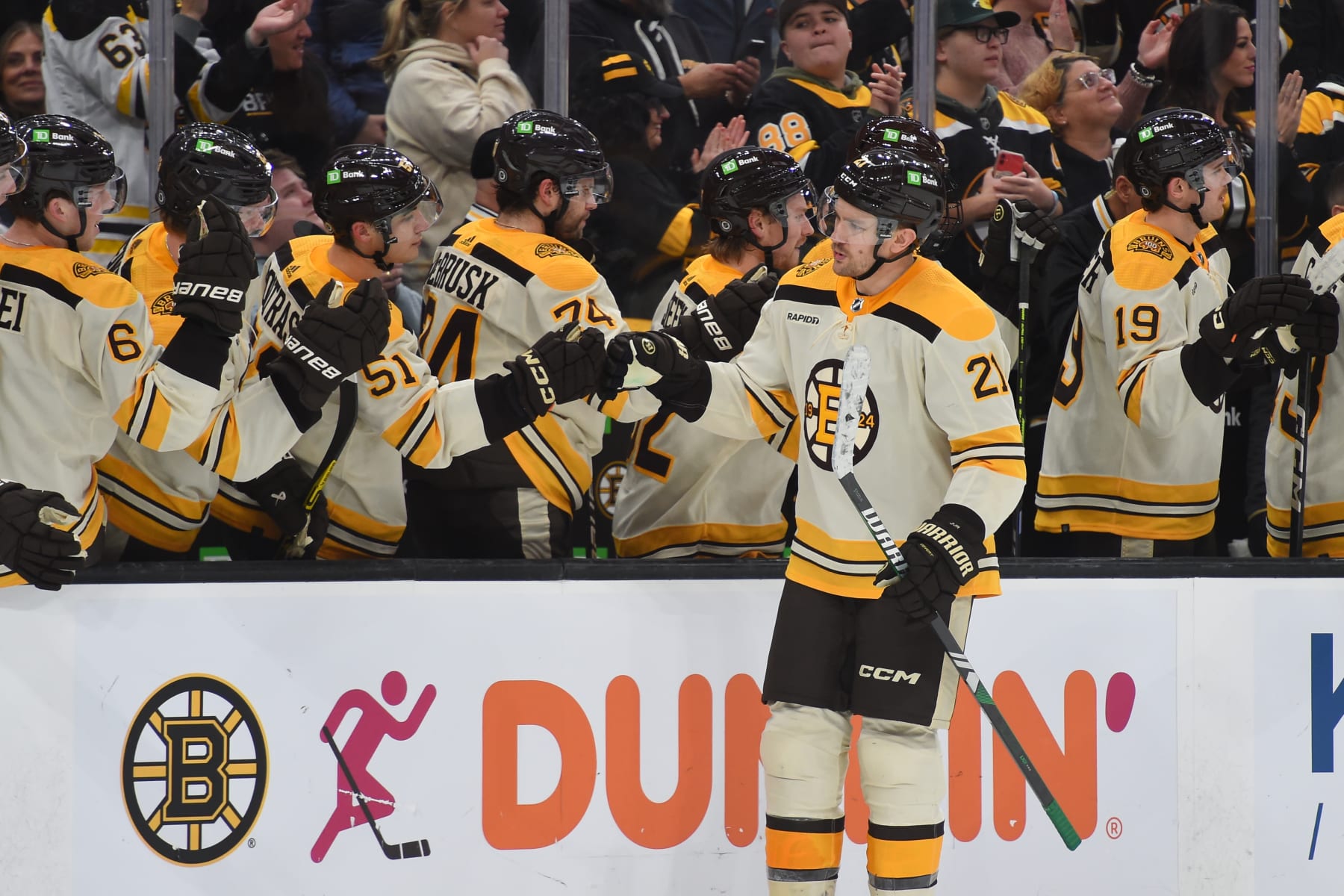BOSTON, MASSACHUSETTS - NOVEMBER 18: James van Riemsdyk #21 of the Boston Bruins celebrates his third-period goal against the Montreal Canadiens on November 18, 2023 at the TD Garden in Boston, Massachusetts. (Photo by Steve Babineau/NHLI via Getty Images)