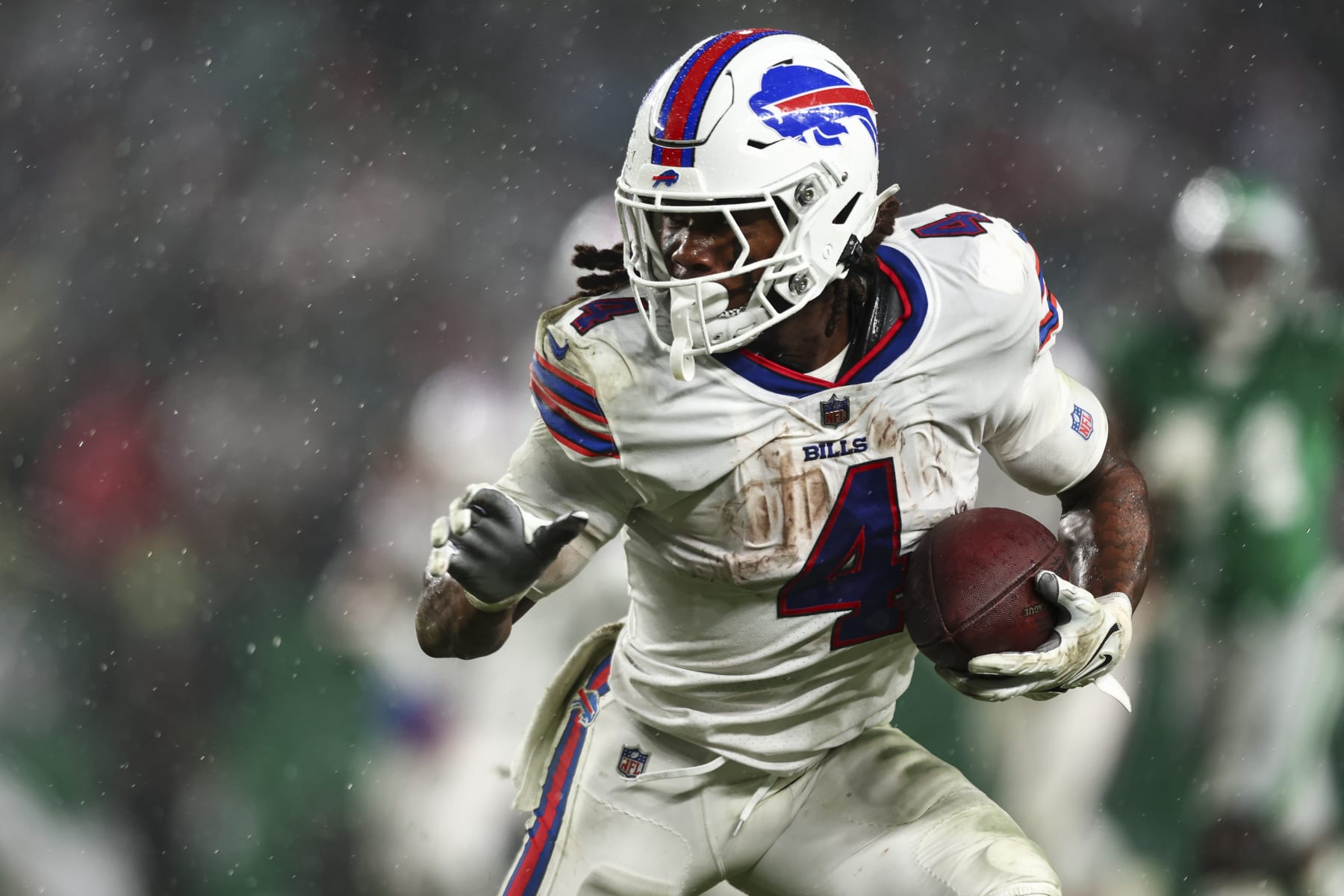 PHILADELPHIA, PA - NOVEMBER 26: James Cook #4 of the Buffalo Bills carries the ball during the third quarter of an NFL football game against the Philadelphia Eagles at Lincoln Financial Field on November 26, 2023 in Philadelphia, Pennsylvania. (Photo by Kevin Sabitus/Getty Images)