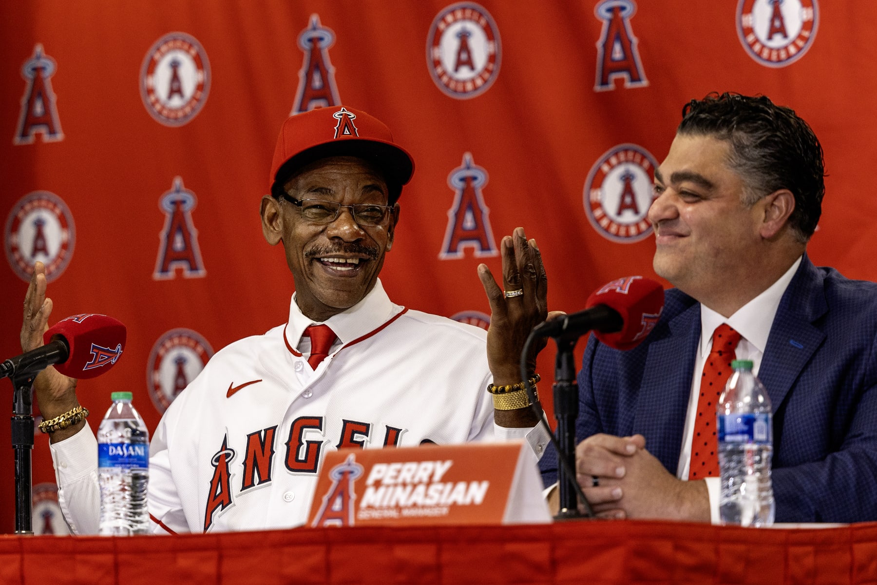 Ron Washington (L) and Perry Minasian (R)