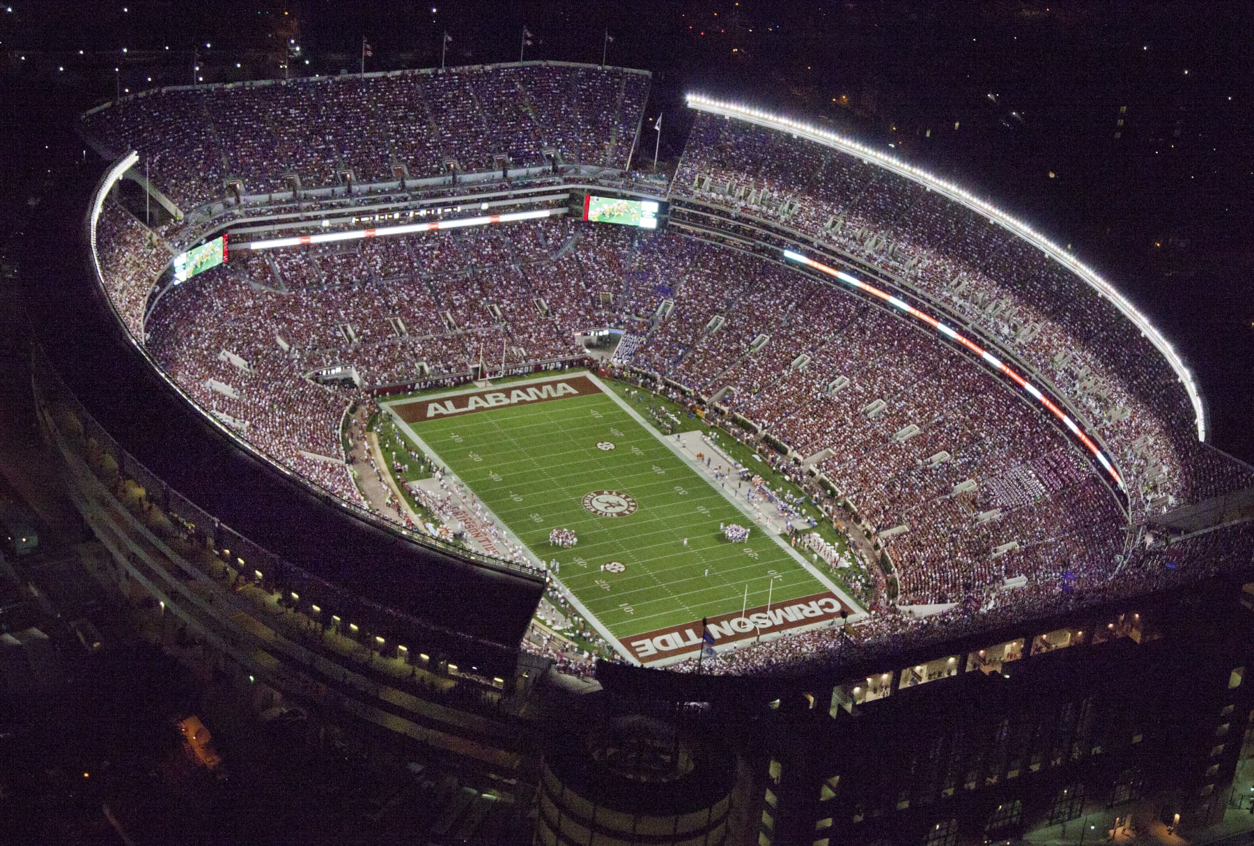 UNITED STATES - OCTOBER 03: Aerial view of the University of Alabama football stadium, Tuscaloosa, Alabama (Photo by Carol M. Highsmith/Buyenlarge/Getty Images)