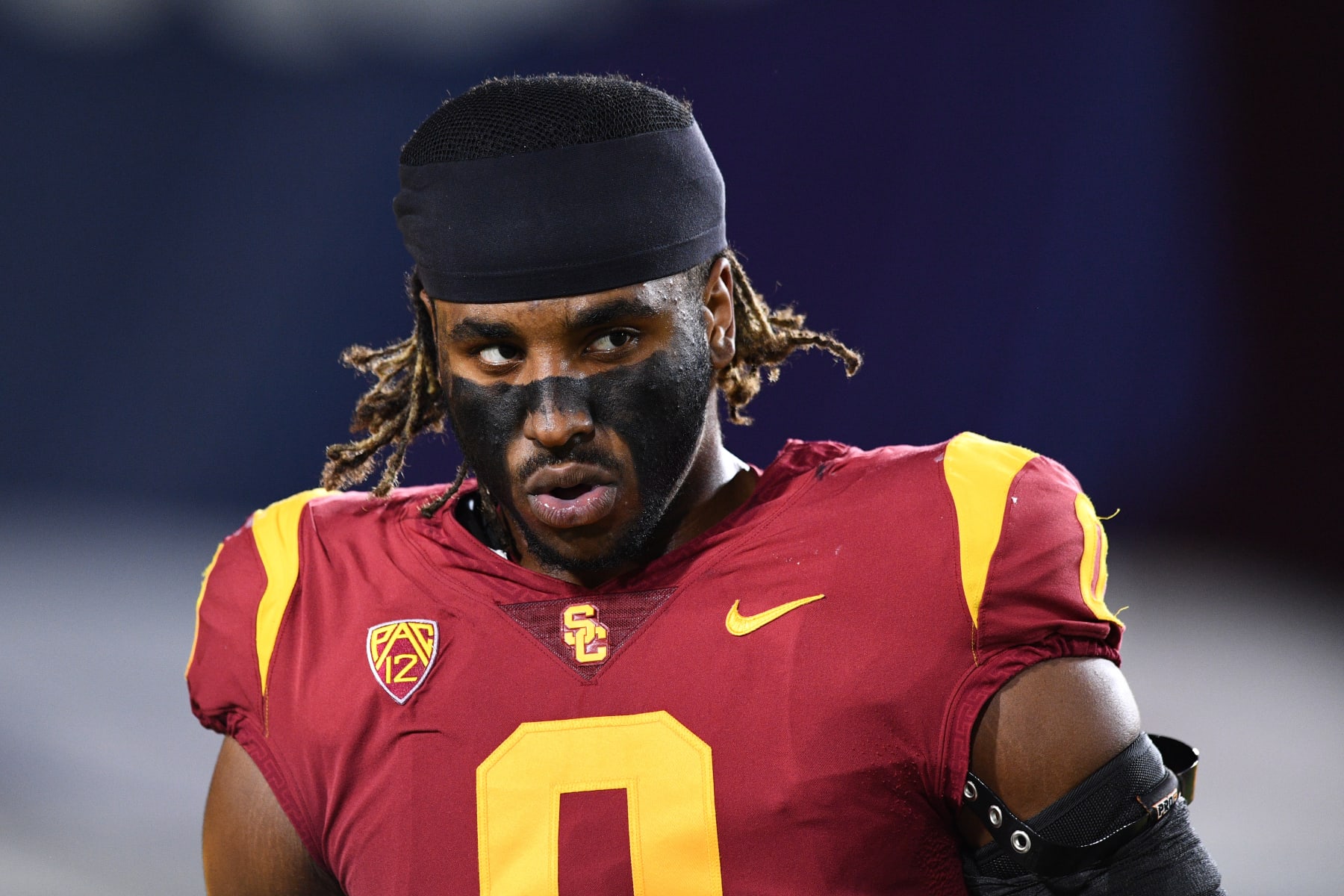 LOS ANGELES, CA - OCTOBER 01: USC Trojans rush end Korey Foreman (0) looks on during college football game between the Arizona State Sun Devils and the USC Trojans on October 1, 2022, at Los Angeles Memorial Coliseum in Los Angeles, CA. (Photo by Brian Rothmuller/Icon Sportswire via Getty Images)