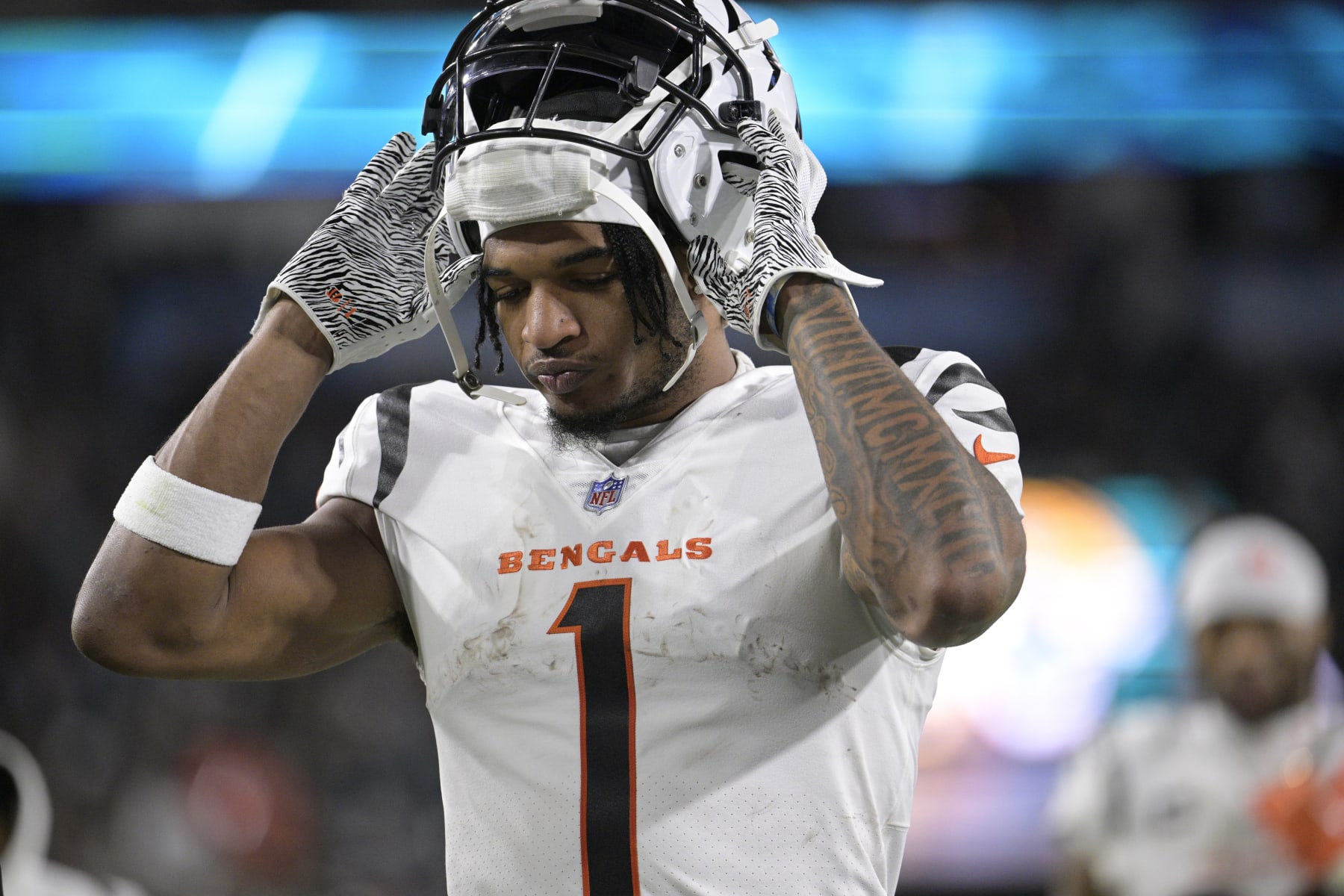 Cincinnati Bengals wide receiver Ja'Marr Chase (1) leaves the field after the first half of an NFL football game against the Jacksonville Jaguars, Monday, Dec. 4, 2023, in Jacksonville, Fla. (AP Photo/Phelan M. Ebenhack)