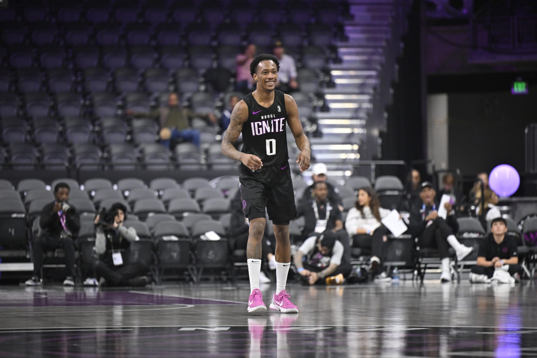 LAS VEGAS, NV - DECEMBER 5: Ron Holland #0 of G League Ignite smiles during the game against the Stockton Kings on December 5, 2023 at The Dollar Loan Center in Henderson, Nevada. NOTE TO USER: User expressly acknowledges and agrees that, by downloading and or using this photograph, User is consenting to the terms and conditions of the Getty Images License Agreement. Mandatory Copyright Notice: Copyright 2023 NBAE (Photo by David Becker/NBAE via Getty Images)