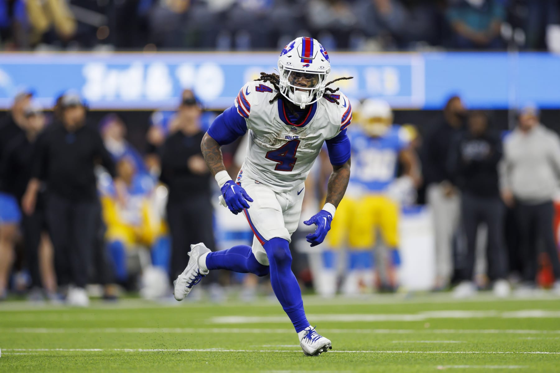 NFL Picks Week 18 Best Early Player Props to Bet Before Odds Shift
