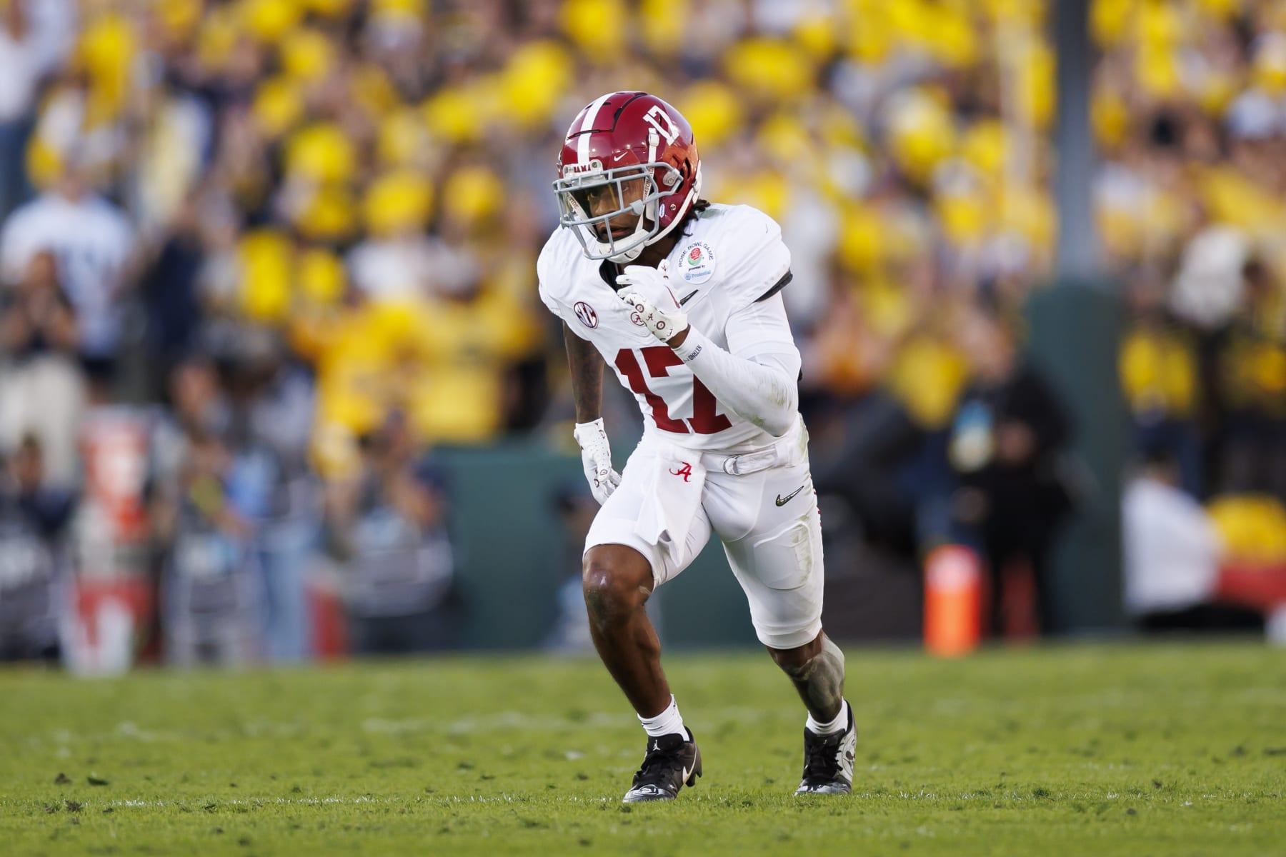PASADENA, CALIFORNIA - JANUARY 01: Wide receiver Isaiah Bond #17 of the Alabama Crimson Tide runs a route during the CFP Semifinal Rose Bowl Game against the Michigan Wolverines at Rose Bowl Stadium on January 1, 2024 in Pasadena, California. (Photo by Ryan Kang/Getty Images)