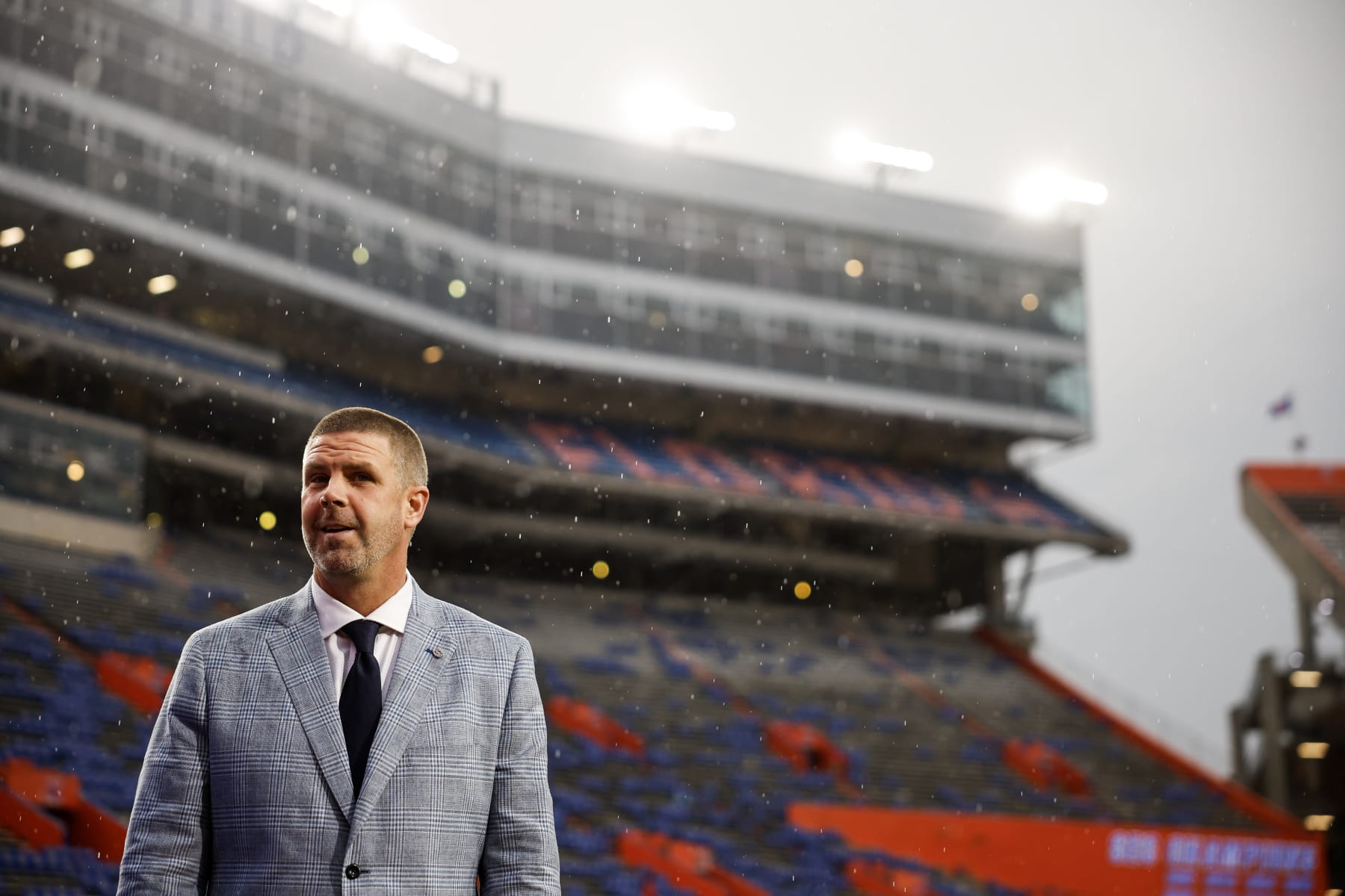 GAINESVILLE, FLORIDA - NOVEMBER 25: Head coach Billy Napier of the Florida Gators arrives before the start of a game against the Florida State Seminoles at Ben Hill Griffin Stadium on November 25, 2023 in Gainesville, Florida. (Photo by James Gilbert/Getty Images)