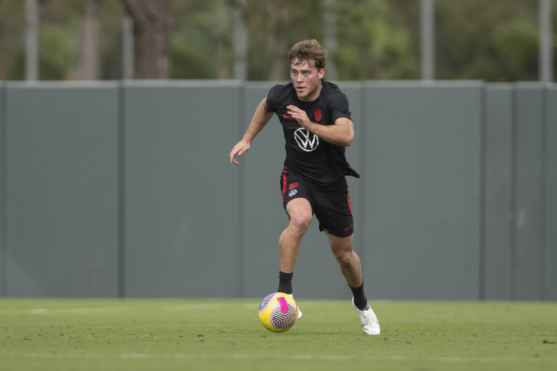 ORLANDO, FLORIDA - JANUARY 9: Aidan Morris controls the ball during a USMNT winter camp on January 9, 2024 in Orlando, Florida. (Photo by Roy K Miller/ISI Photos/USSF/Getty Images)