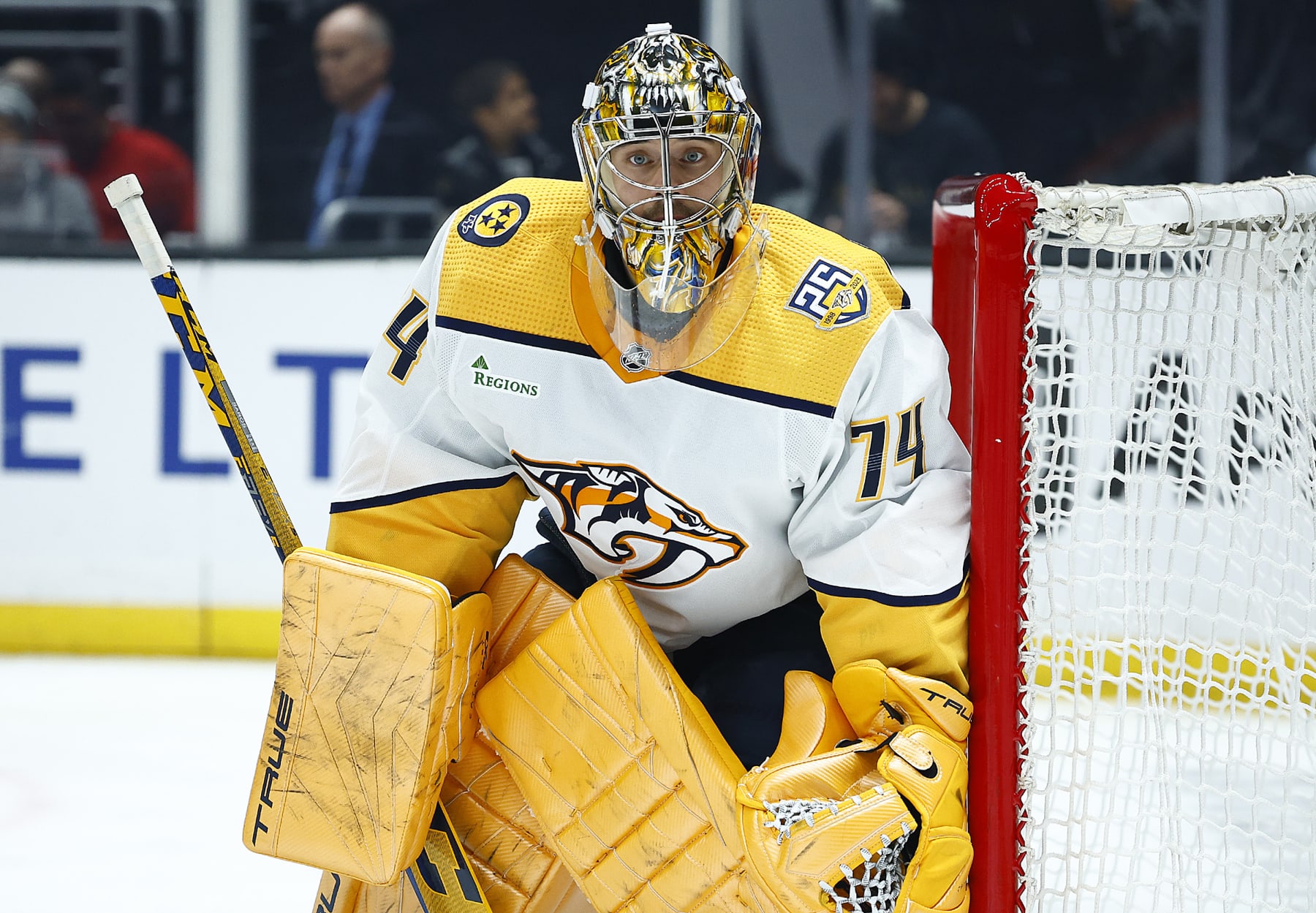 LOS ANGELES, CALIFORNIA - JANUARY 18: Juuse Saros #74 of the Nashville Predators in goal against the Los Angeles Kings in the second period at Crypto.com Arena on January 18, 2024 in Los Angeles, California. (Photo by Ronald Martinez/Getty Images)