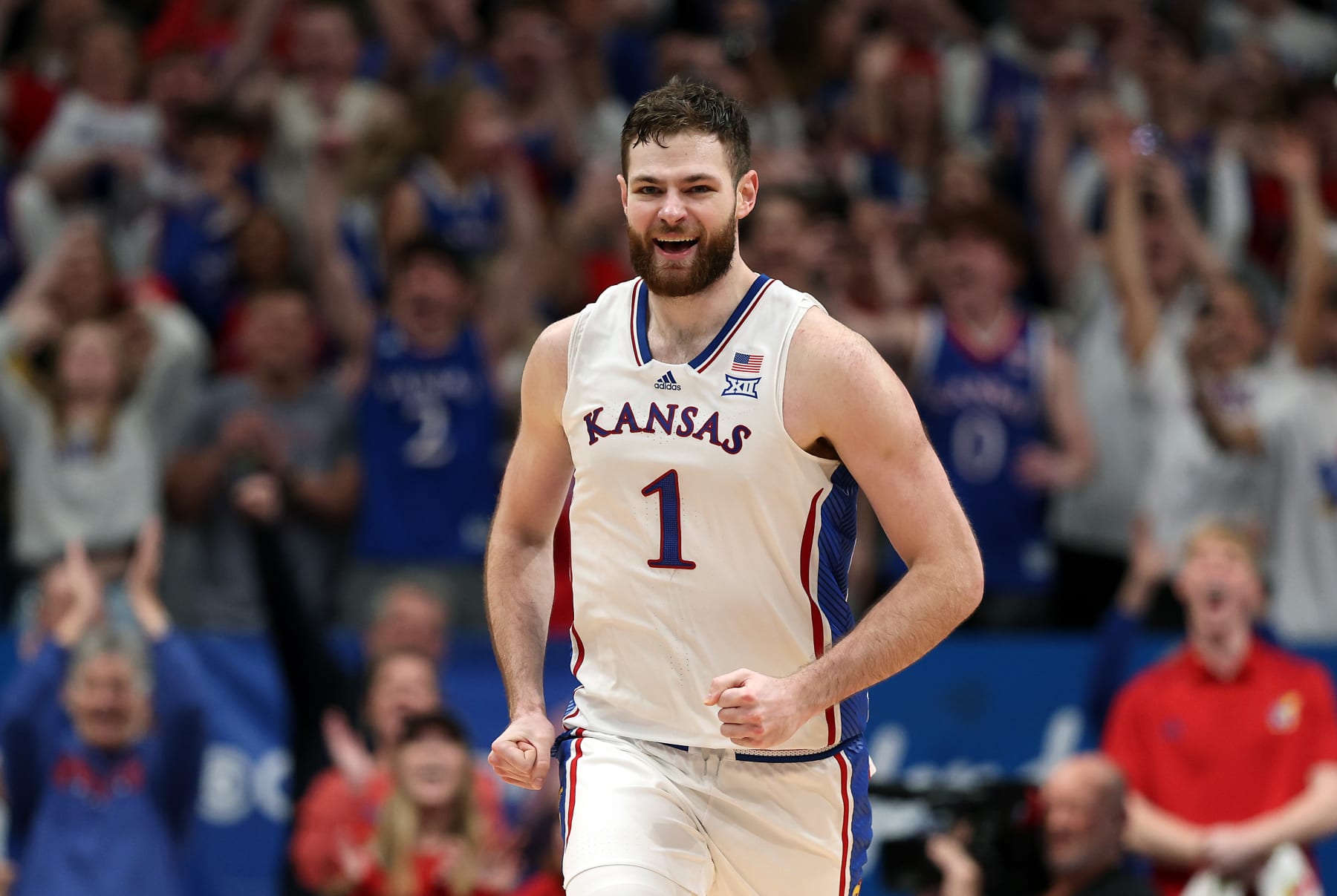 Hunter Dickinson, No. 3 Kansas Disappoint CBB Fans in Upset Loss to  Unranked WVU, News, Scores, Highlights, Stats, and Rumors