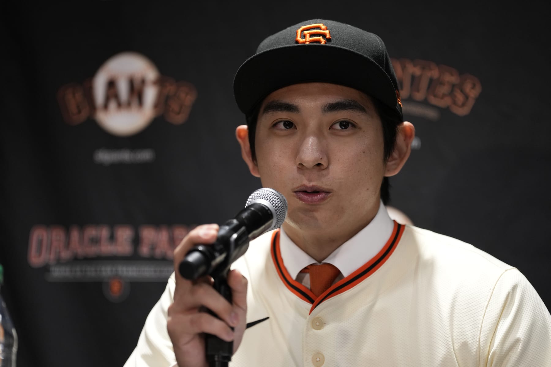Jung Hoo Lee