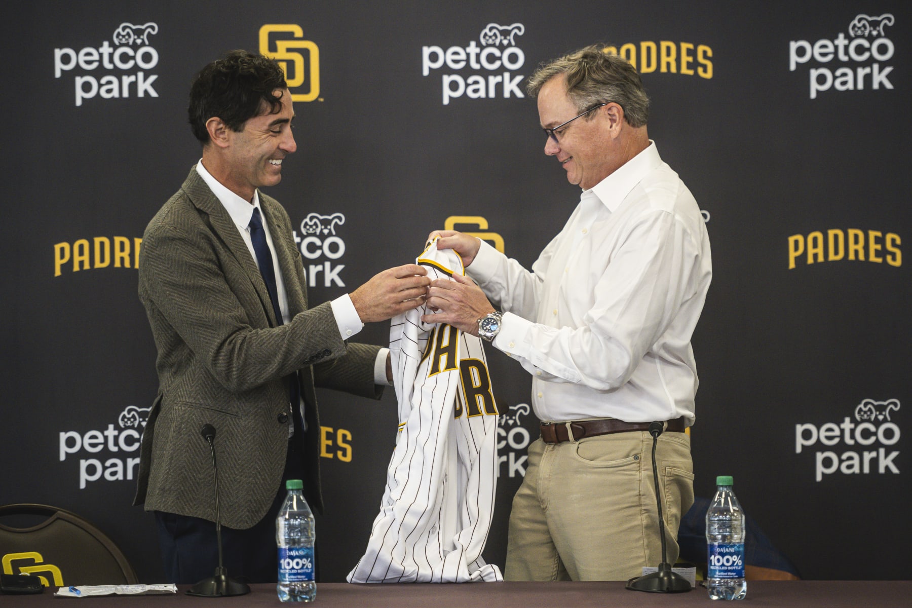 A.J. Preller (L) and Mike Shildt (R)