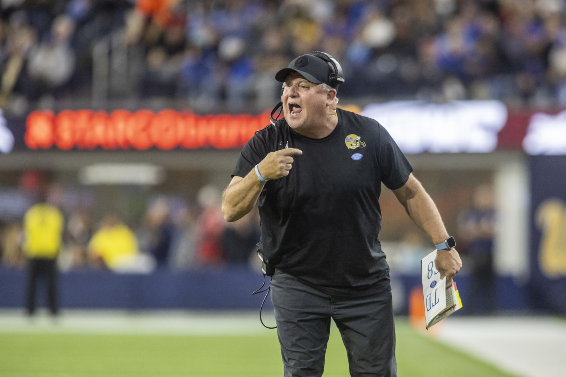 INGLEWOOD, CA - DECEMBER 16: UCLA head coach Chip Kelly shouts for a player to get off the field in the second half of the Starco Brands LA Bowl Hosted by Gronk, between the Boise State Broncos and UCLA Bruins, Saturday, December 16, 2023, at SoFi Stadium in Los Inglewood, California. (Photo by Tony Ding/Icon Sportswire via Getty Images)