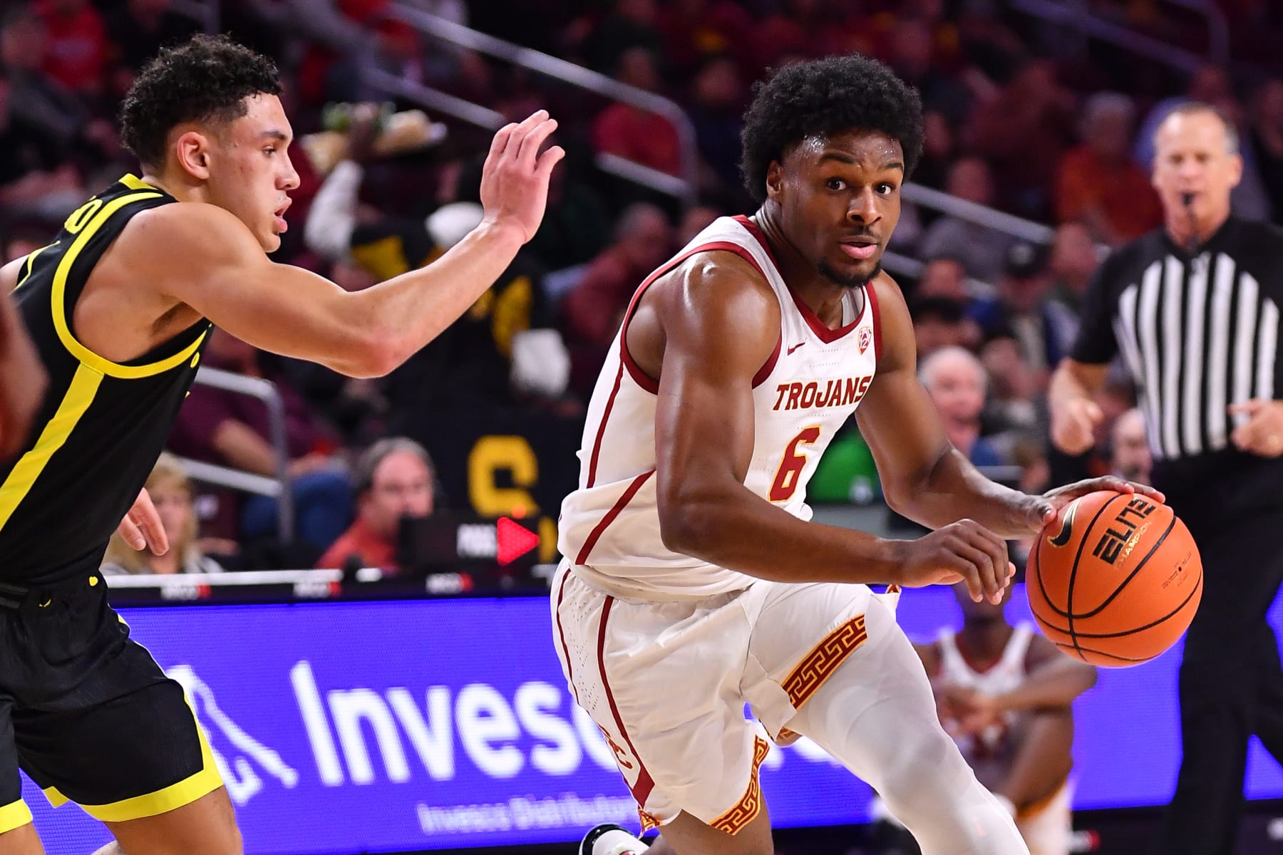 LOS ANGELES, CA - FEBRUARY 01: USC Trojans guard Bronny James (6) drives to the basket during the college basketball game between the Oregon Ducks and the USC Trojans on February 1, 2024 at Galen Center in Los Angeles, CA. (Photo by Brian Rothmuller/Icon Sportswire via Getty Images)