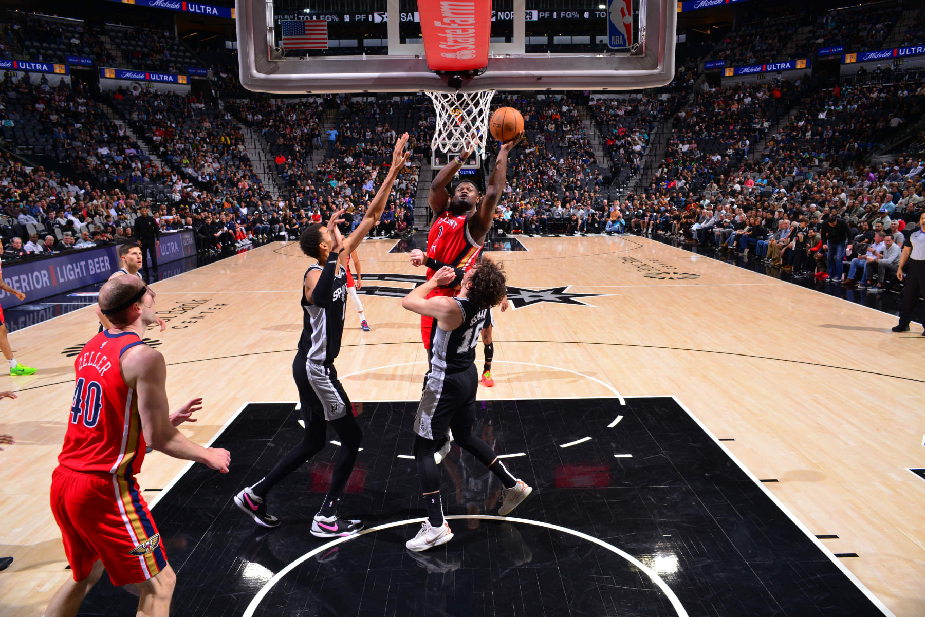 SAN ANTONIO, TX - FEBRUARY 2: Zion Williamson #1 of the New Orleans Pelicans drives to the basket during the game against the San Antonio Spurs on February 2, 2024 at the Frost Bank Center in San Antonio, Texas. NOTE TO USER: User expressly acknowledges and agrees that, by downloading and or using this photograph, user is consenting to the terms and conditions of the Getty Images License Agreement. Mandatory Copyright Notice: Copyright 2024 NBAE (Photos by Barry Gossage/NBAE via Getty Images)
