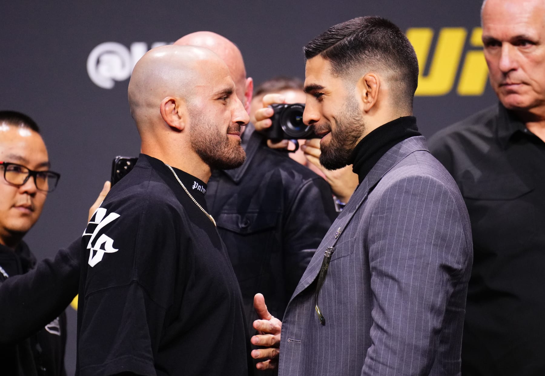 Opponents Alexander Volkanovski and Ilia Topuria face off
