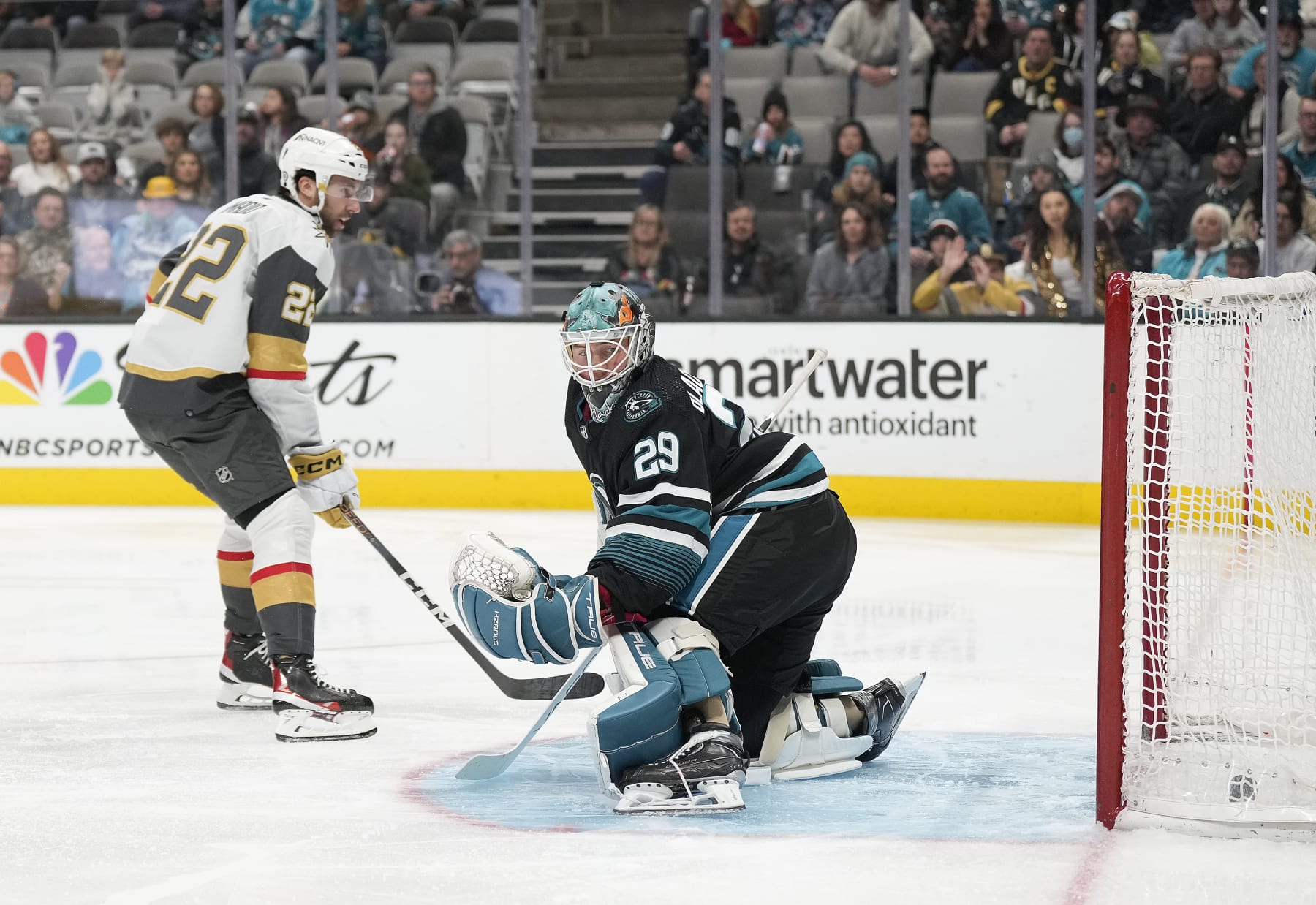 SAN JOSE, CALIFORNIA - FEBRUARY 19: Michael Amadio #22 of the Vegas Golden Knights scores a goal getting his shot past goalie Mackenzie Blackwood #29 of the San Jose Sharks during the first period of an NHL hockey game at SAP Center on February 19, 2024 in San Jose, California. (Photo by Thearon W. Henderson/Getty Images)