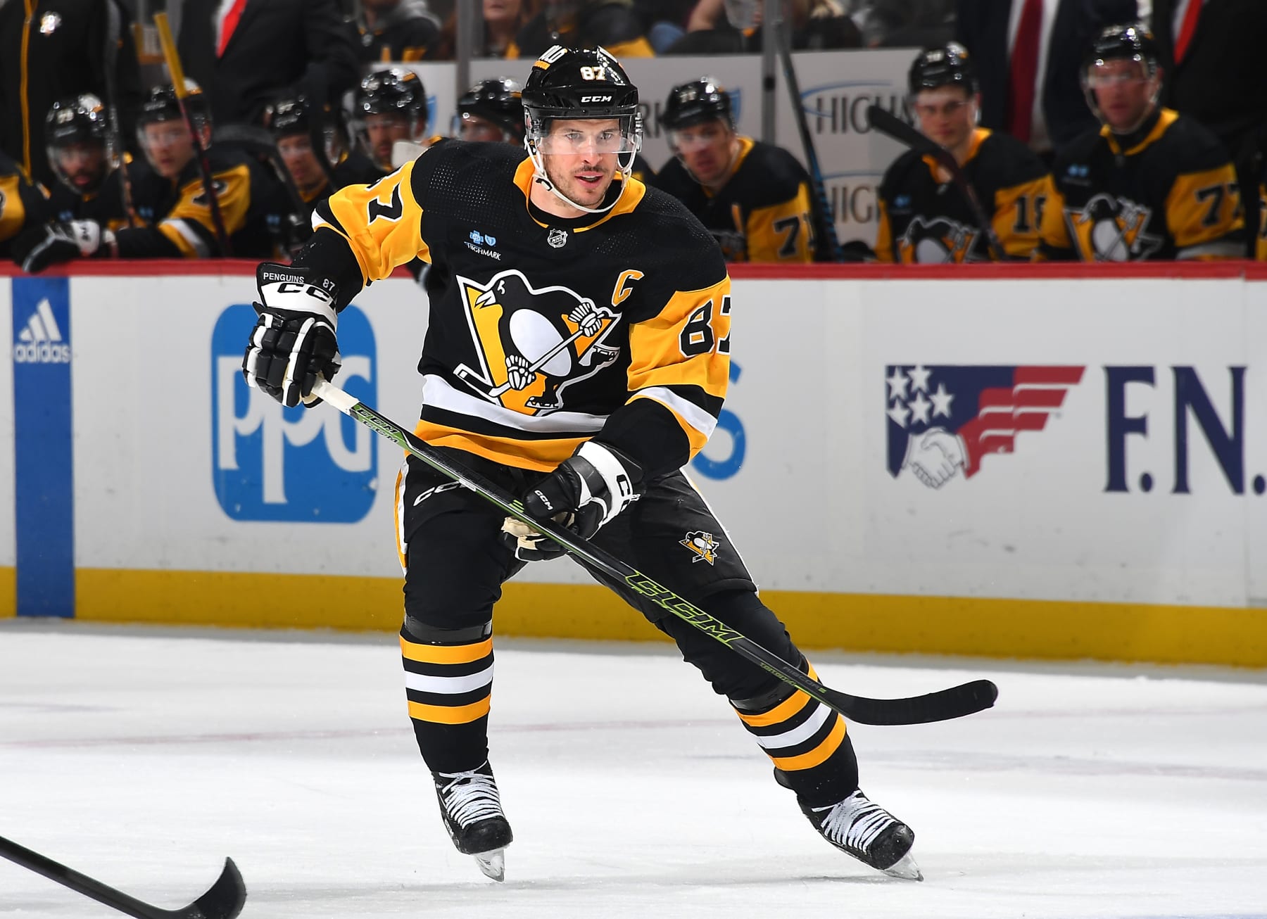 PITTSBURGH, PA - FEBRUARY 14:  Sidney Crosby #87 of the Pittsburgh Penguins skates against the Florida Panthers at PPG PAINTS Arena on February 14, 2024 in Pittsburgh, Pennsylvania. (Photo by Joe Sargent/NHLI via Getty Images)