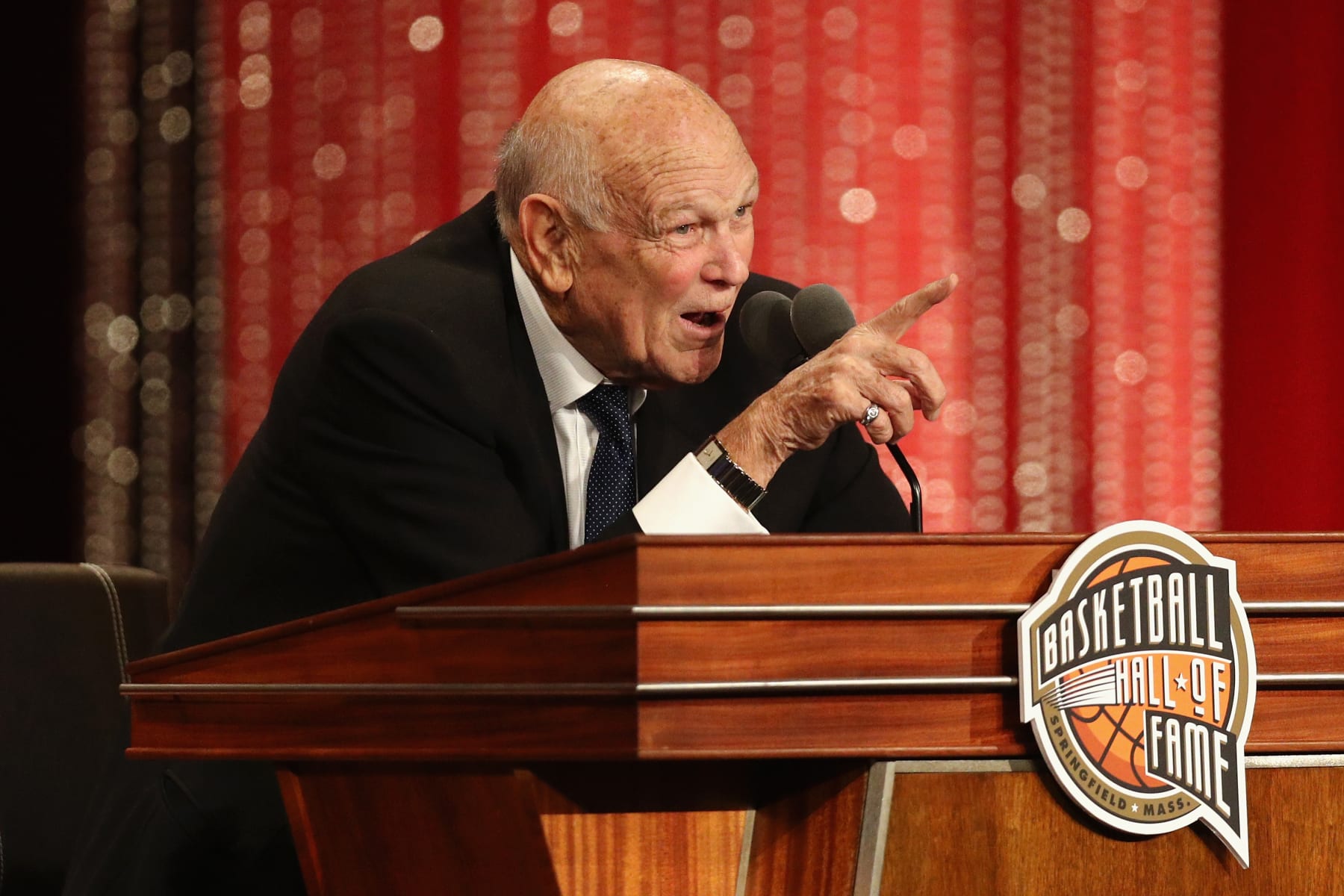 SPRINGFIELD, MA - SEPTEMBER 07:  Naismith Memorial Basketball Hall of Fame Class of 2018 enshrinee Charles Grice 'Lefty' Driesell speaks during the 2018 Basketball Hall of Fame Enshrinement Ceremony at Symphony Hall on September 7, 2018 in Springfield, Massachusetts.  (Photo by Maddie Meyer/Getty Images)