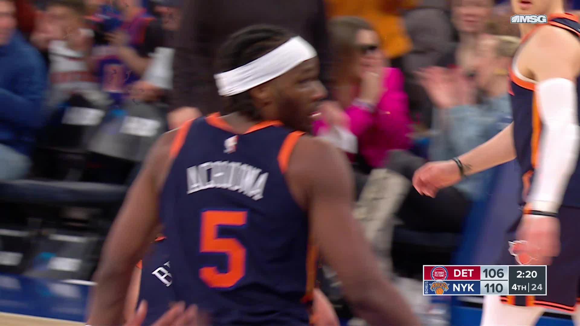 Knicks beat Pistons 113111