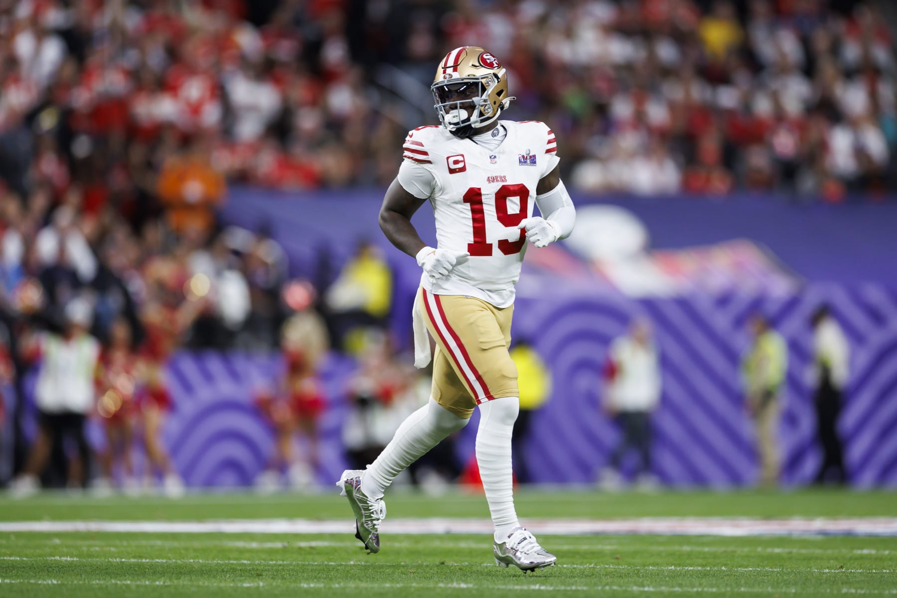 LAS VEGAS, NEVADA - FEBRUARY 11: Deebo Samuel #19 of the San Francisco 49ers runs a route during Super Bowl LVIII against the Kansas City Chiefs at Allegiant Stadium on February 11, 2024 in Las Vegas, Nevada. (Photo by Ryan Kang/Getty Images)