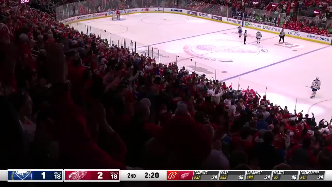 Patrick Kane Scores Big One💥