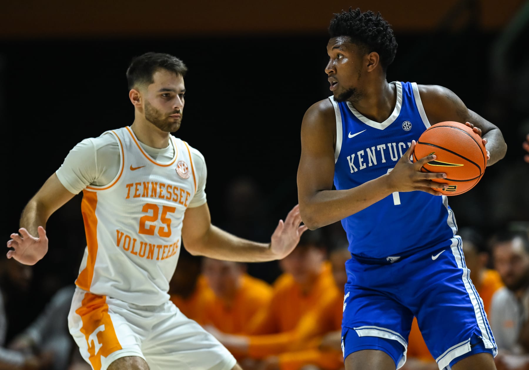 Tennessee's Dalton Knecht and Kentucky's Justin Edwards