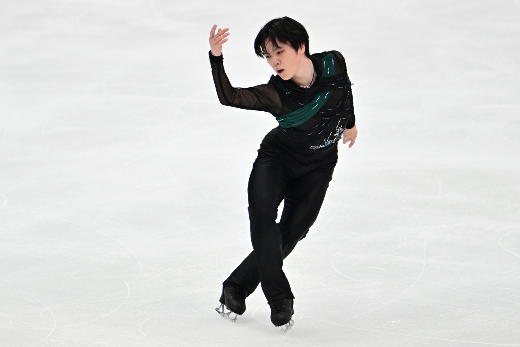 NAGANO, JAPAN - DECEMBER 23: Shoma Uno competes in the Men's Free Skating during day three of the 92nd All Japan Figure Skating Championships at Wakasato Multipurpose Sports Arena on December 23, 2023 in Nagano, Japan. (Photo by Atsushi Tomura/Getty Images)