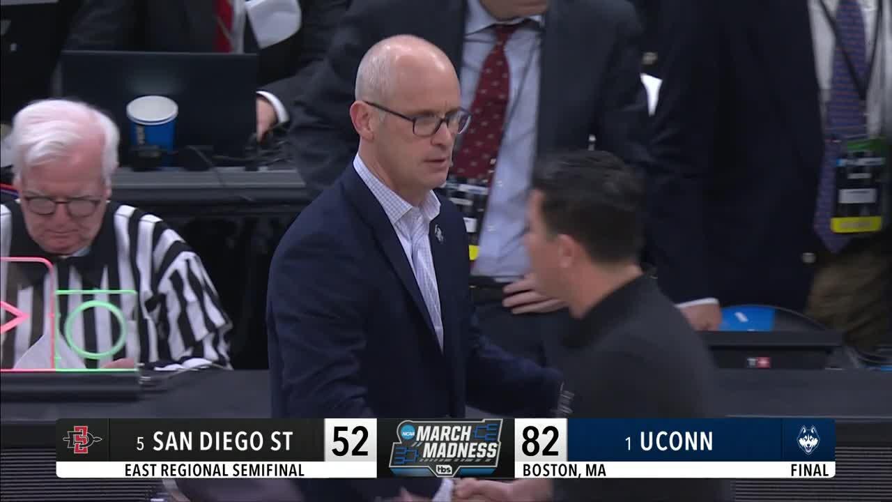UConn Advances to Elite 8