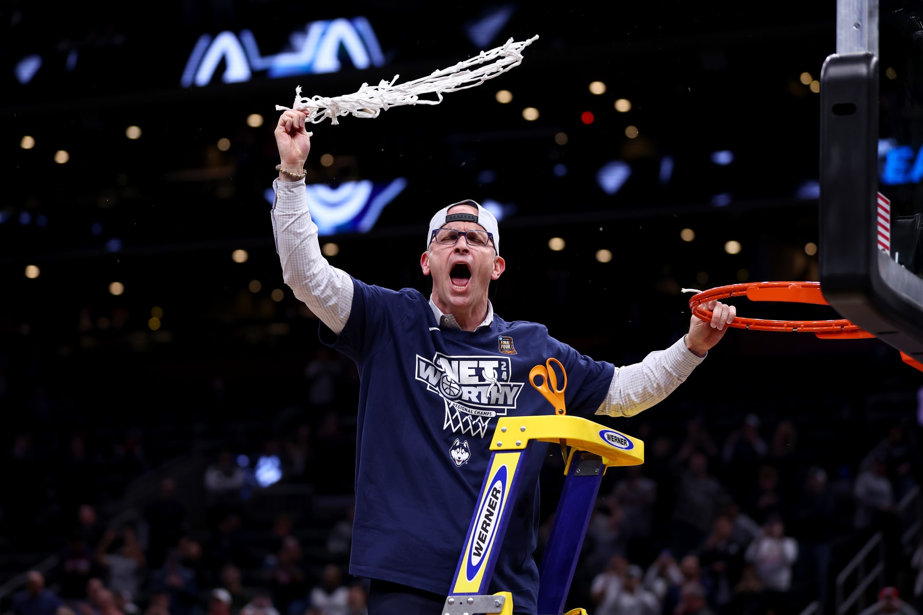 Dan Hurley