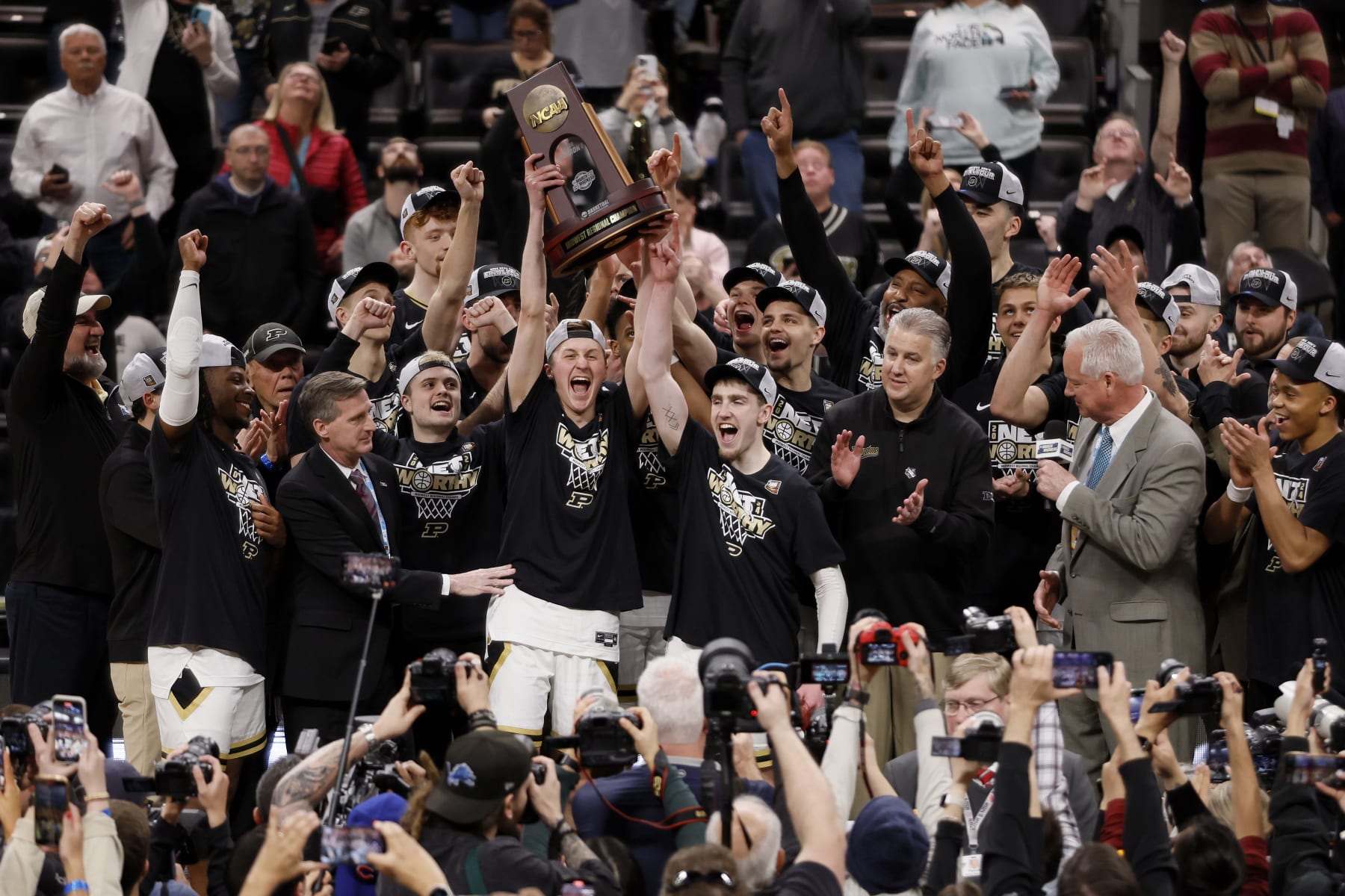 Purdue celebrates reaches its first Final Four since 1980