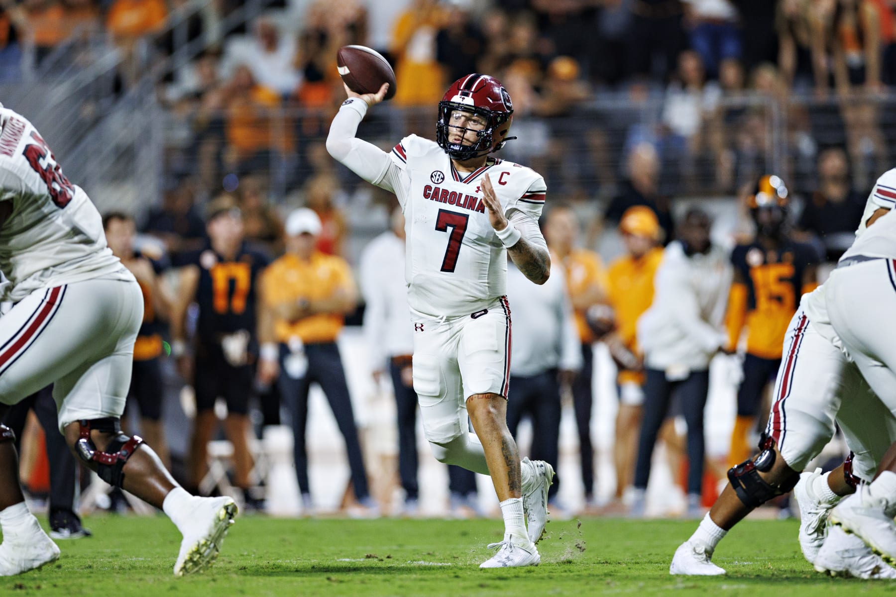 KNOXVILLE, TENNESSEE - SEPTEMBER 30: Spencer Rattler #7 of the South Carolina Gamecocks throws a pass during the game against the Tennessee Volunteers at Neyland Stadium on September 30, 2023 in Knoxville, Tennessee. The Volunteers defeated the Gamecocks 41-20. (Photo by Wesley Hitt/Getty Images)