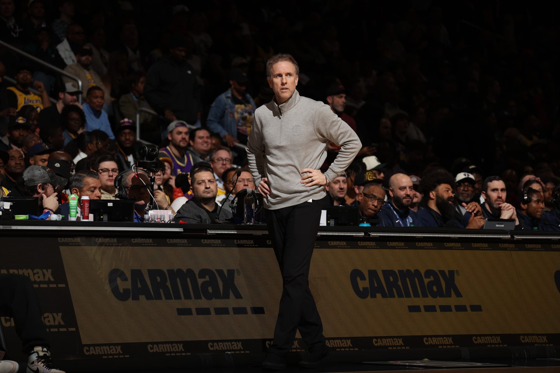 WASHINGTON, DC -  APRIL 3: Interim Head Coach Brian Keefe of the Washington Wizards looks on during the game against the Los Angeles Lakers on April 3, 2024 at Capital One Arena in Washington, DC. NOTE TO USER: User expressly acknowledges and agrees that, by downloading and or using this Photograph, user is consenting to the terms and conditions of the Getty Images License Agreement. Mandatory Copyright Notice: Copyright 2024 NBAE (Photo by Stephen Gosling/NBAE via Getty Images)