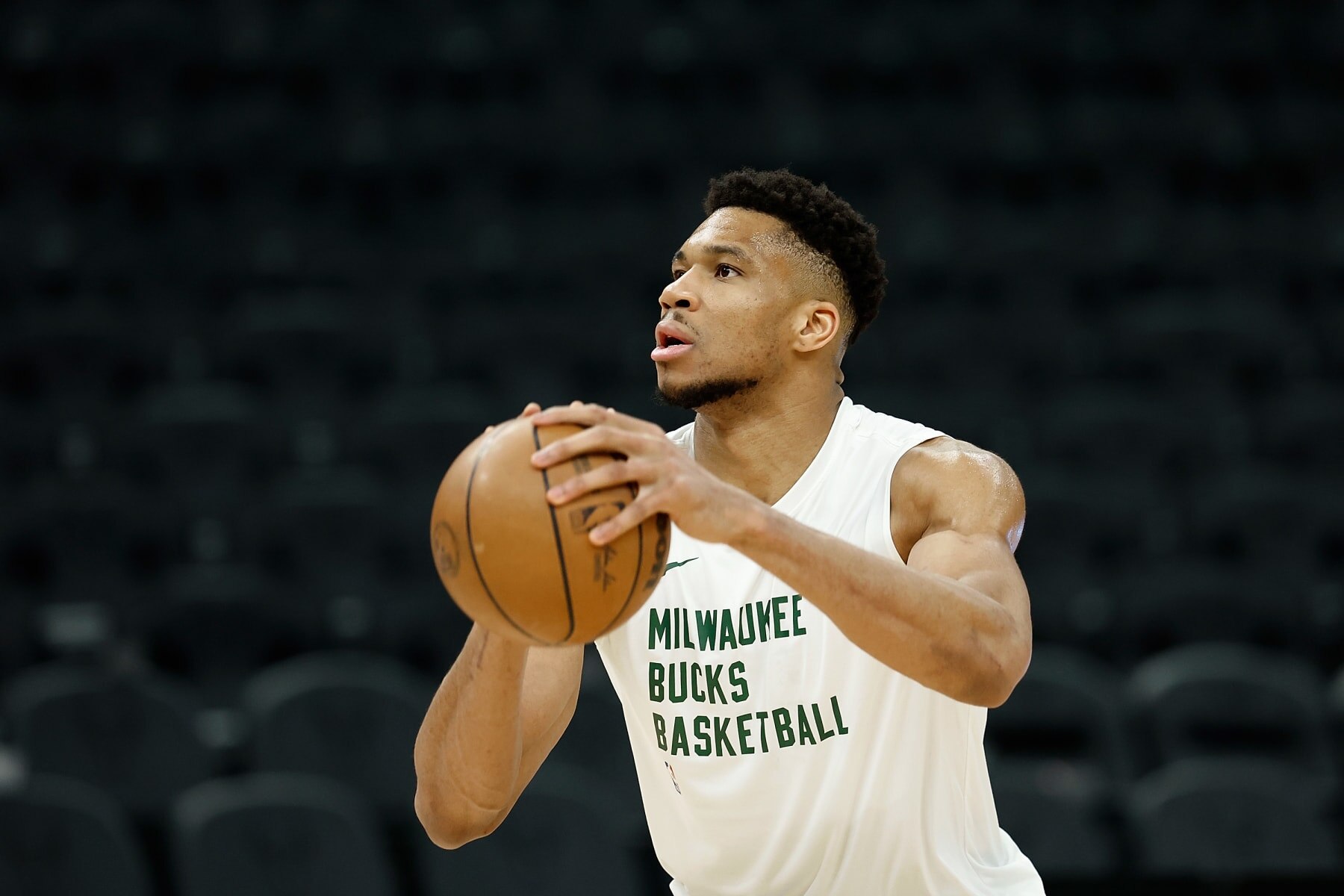NBA Rumors: Giannis Out Injured to Start Bucks vs. Pacers Playoff Series but Hopeful