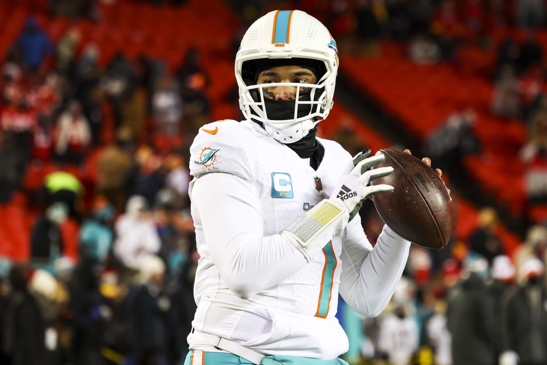 Dolphins GM Talks Tua Tagovailoa Contract, Says Team Won't Draft QB in ...