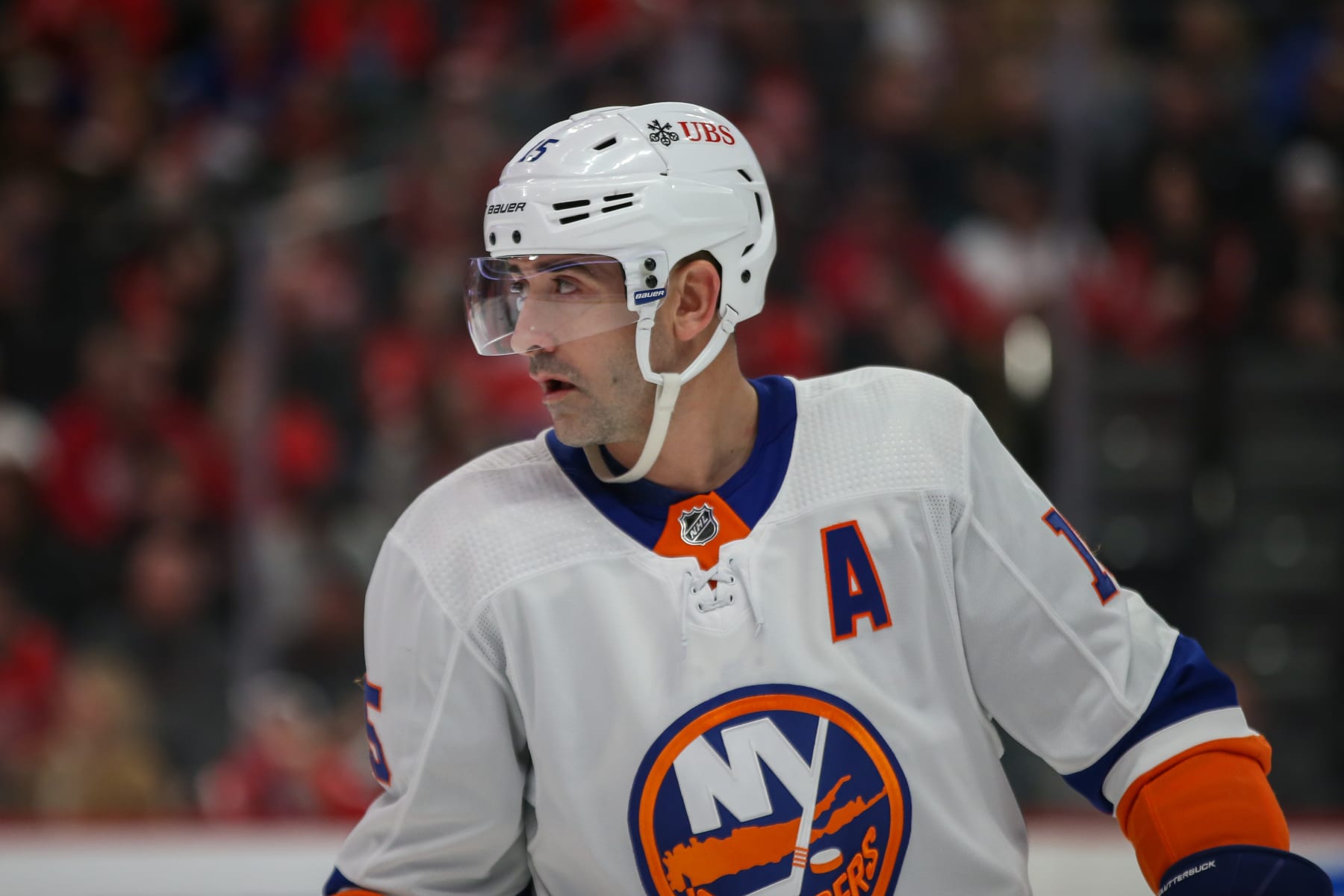 DETROIT, MI - MARCH 21: New York Islanders forward Cal Clutterbuck (15) looks on during the first period of an NHL regular season hockey game between the New York Islanders and the Detroit Red Wings on March 21, 2024 at Little Caesars Arena in Detroit, Michigan. (Photo by Scott W. Grau/Icon Sportswire via Getty Images)