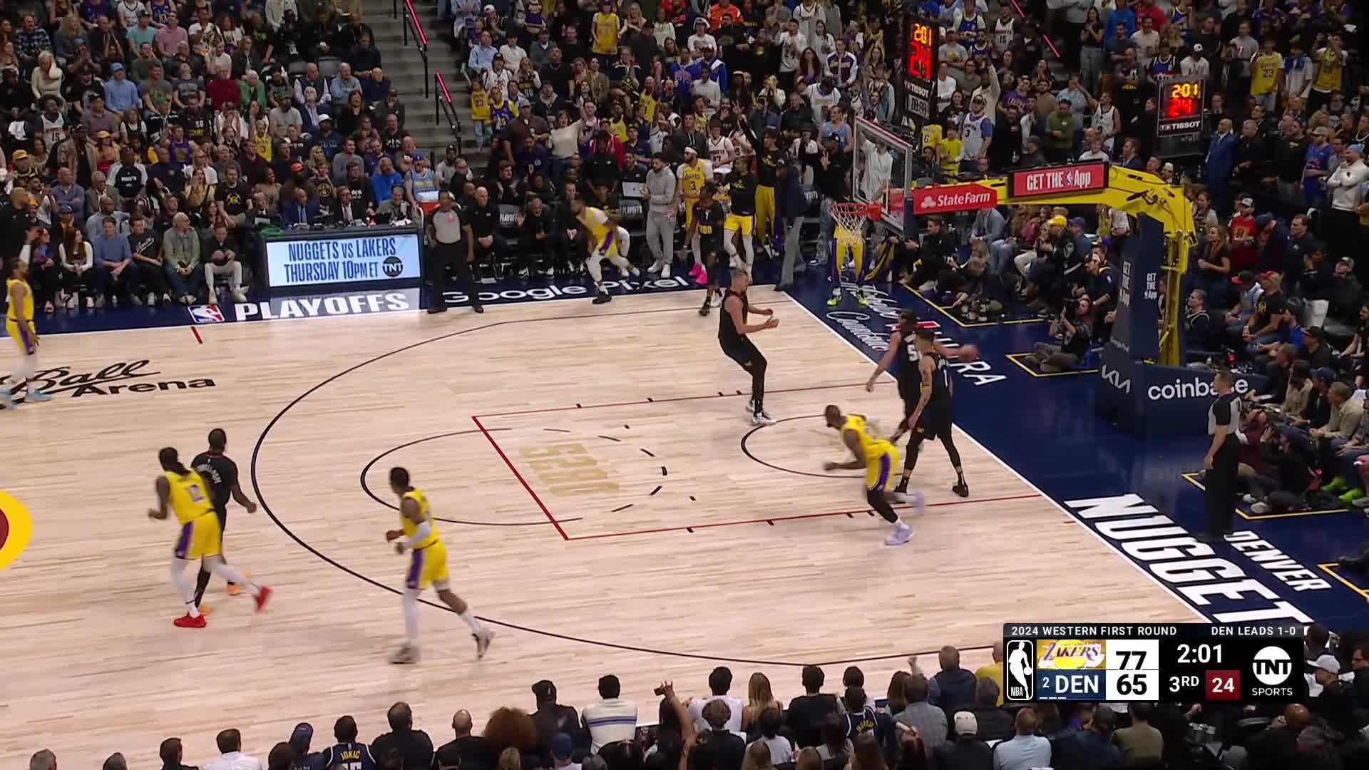 D'Angelo Russell Drills One From Downtown