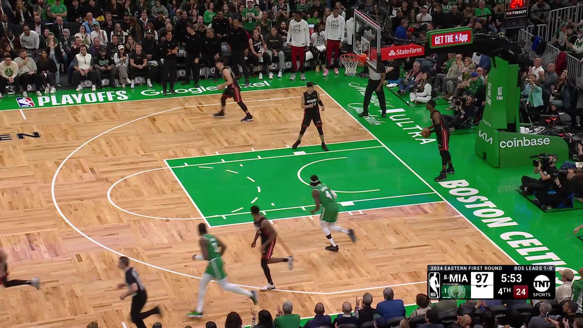 Jaylen Brown Finishes with 33