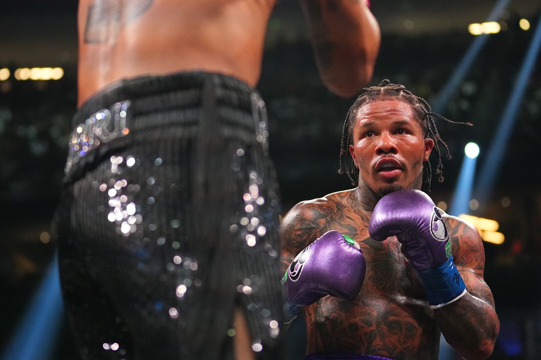 Boxing: Gervonta Davis (R) and Ryan Garcia (L) exchange punches during fight at T-Mobile Arena.
Las Vegas, NV 4/22/2023
CREDIT: Erick W. Rasco (Photo by Erick W. Rasco/Sports Illustrated via Getty Images)
(Set Number: X164350 TK1)