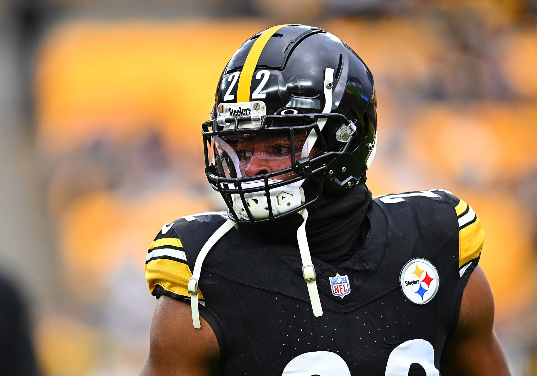 PITTSBURGH, PENNSYLVANIA - DECEMBER 23: Najee Harris #22 of the Pittsburgh Steelers warms up prior to the game against the Cincinnati Bengals at Acrisure Stadium on December 23, 2023 in Pittsburgh, Pennsylvania. (Photo by Joe Sargent/Getty Images)