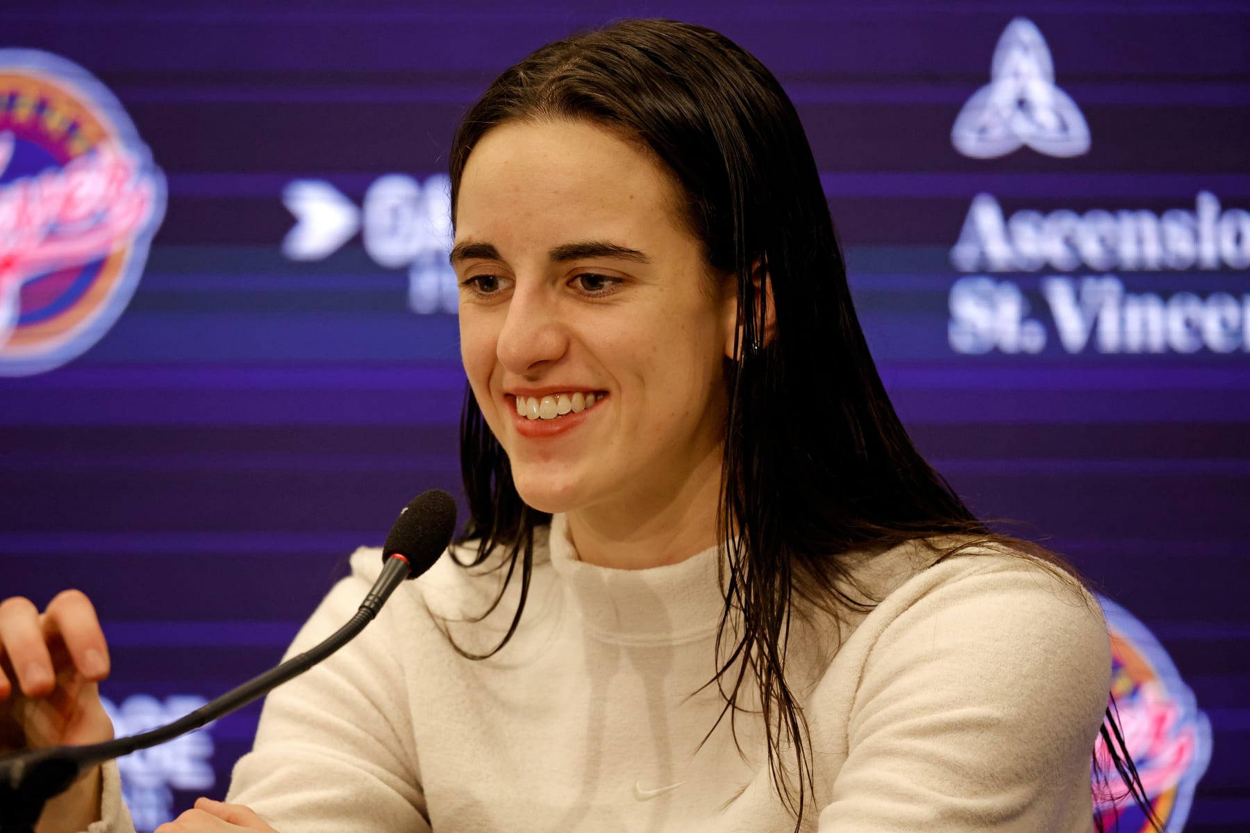 Video: Caitlin Clark Celebrates Tyrese Haliburton 3-Pointer at  Knicks-Pacers Game 3